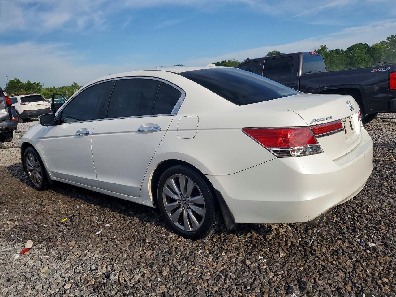 2012 Honda Accord Exl White vin: 1HGCP3F85CA028688