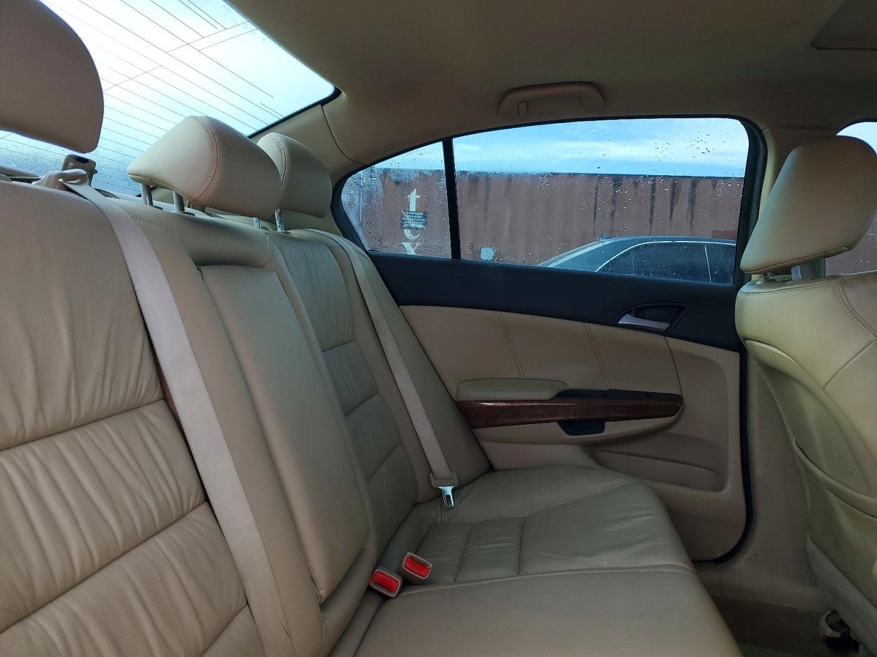 2012 Honda Accord Exl White vin: 1HGCP3F85CA028688