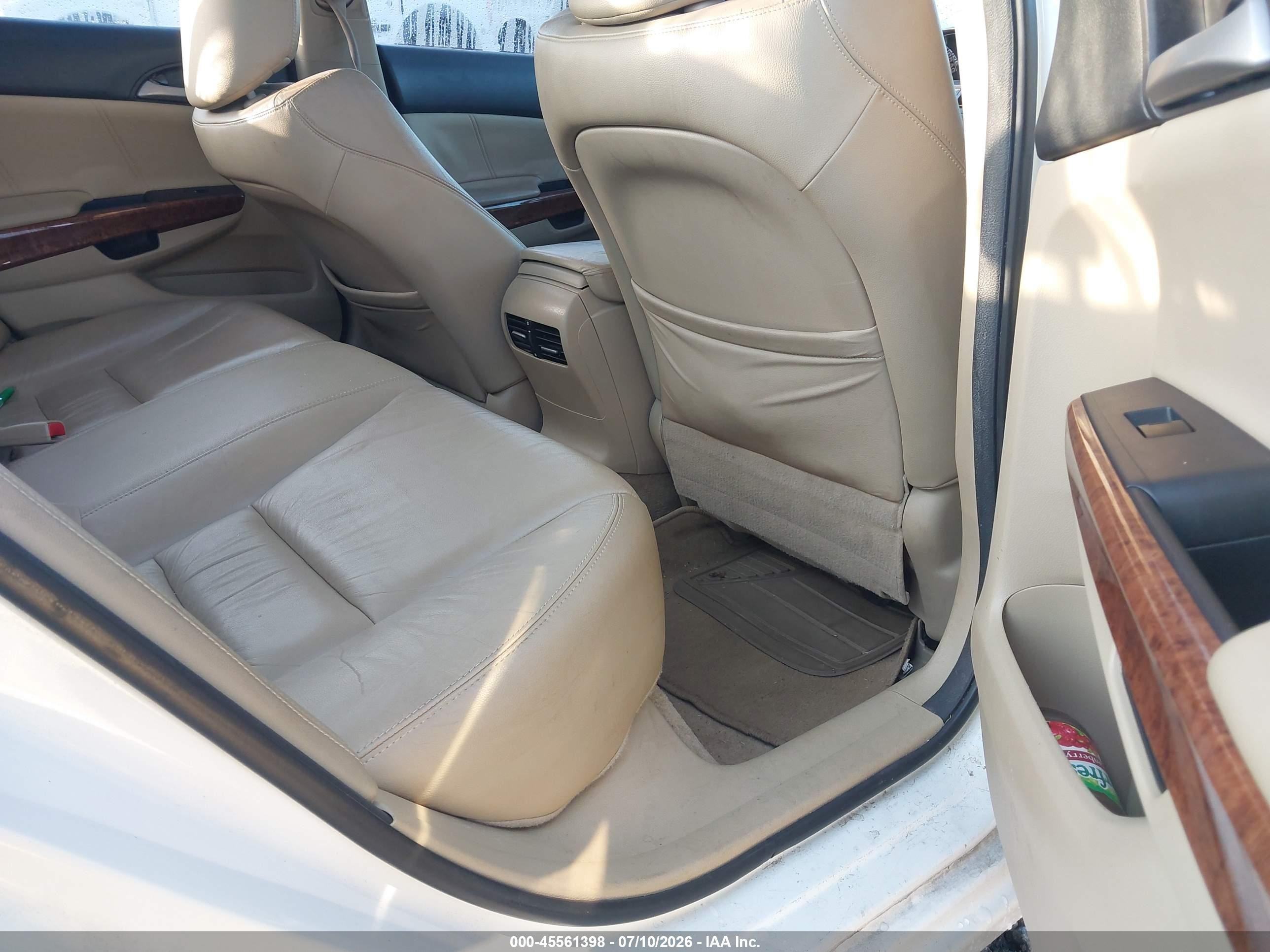 2012 Honda Accord 3.5 Ex-l White vin: 1HGCP3F85CA036354