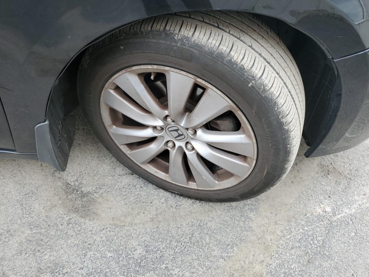 2012 Honda Accord Exl Black vin: 1HGCP3F85CA037987 Damage: Right Front Wheel, Curb Rash, > 12 Inches