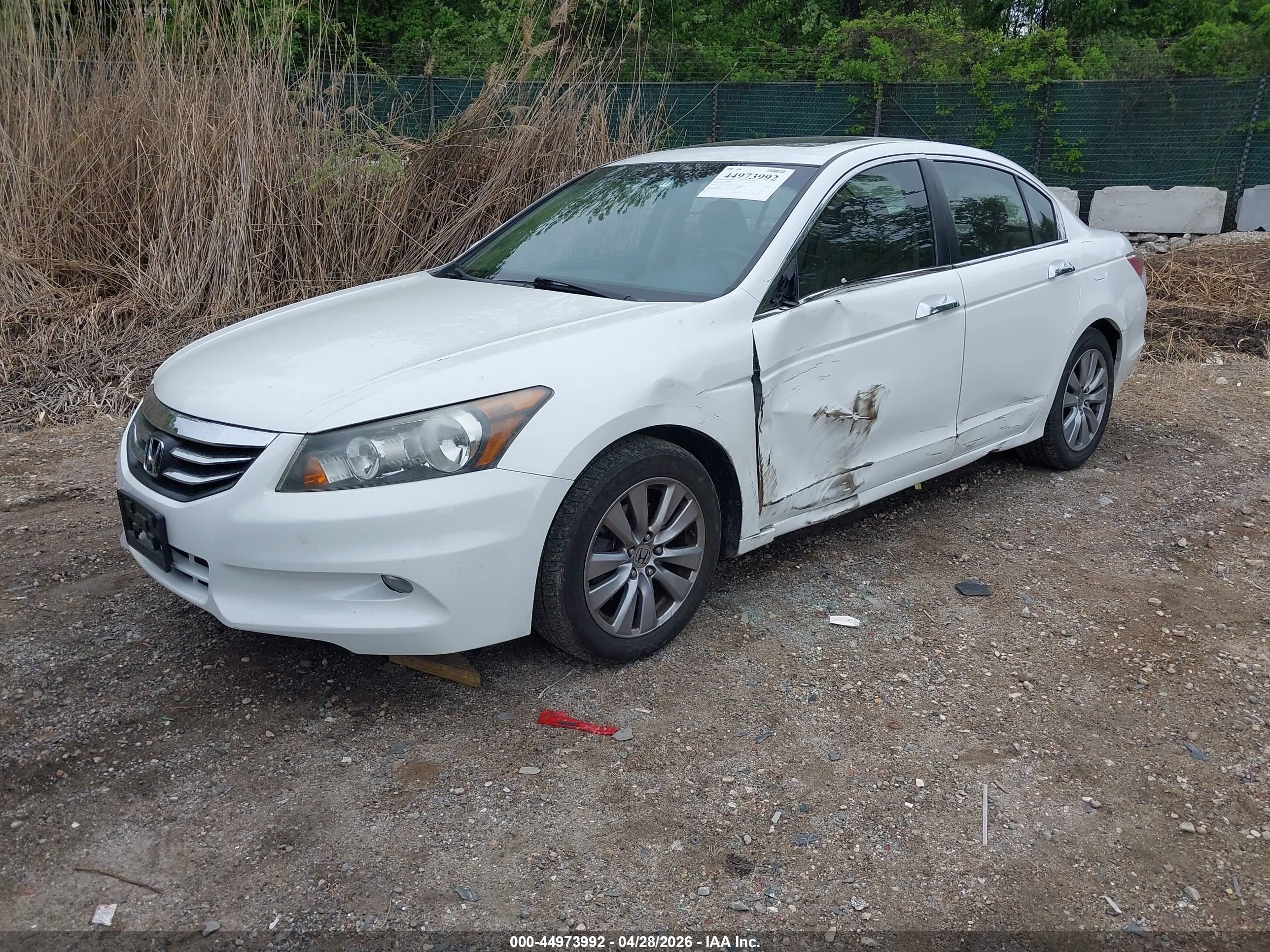2012 Honda Accord 3.5 Ex-l White vin: 1HGCP3F85CA038248
