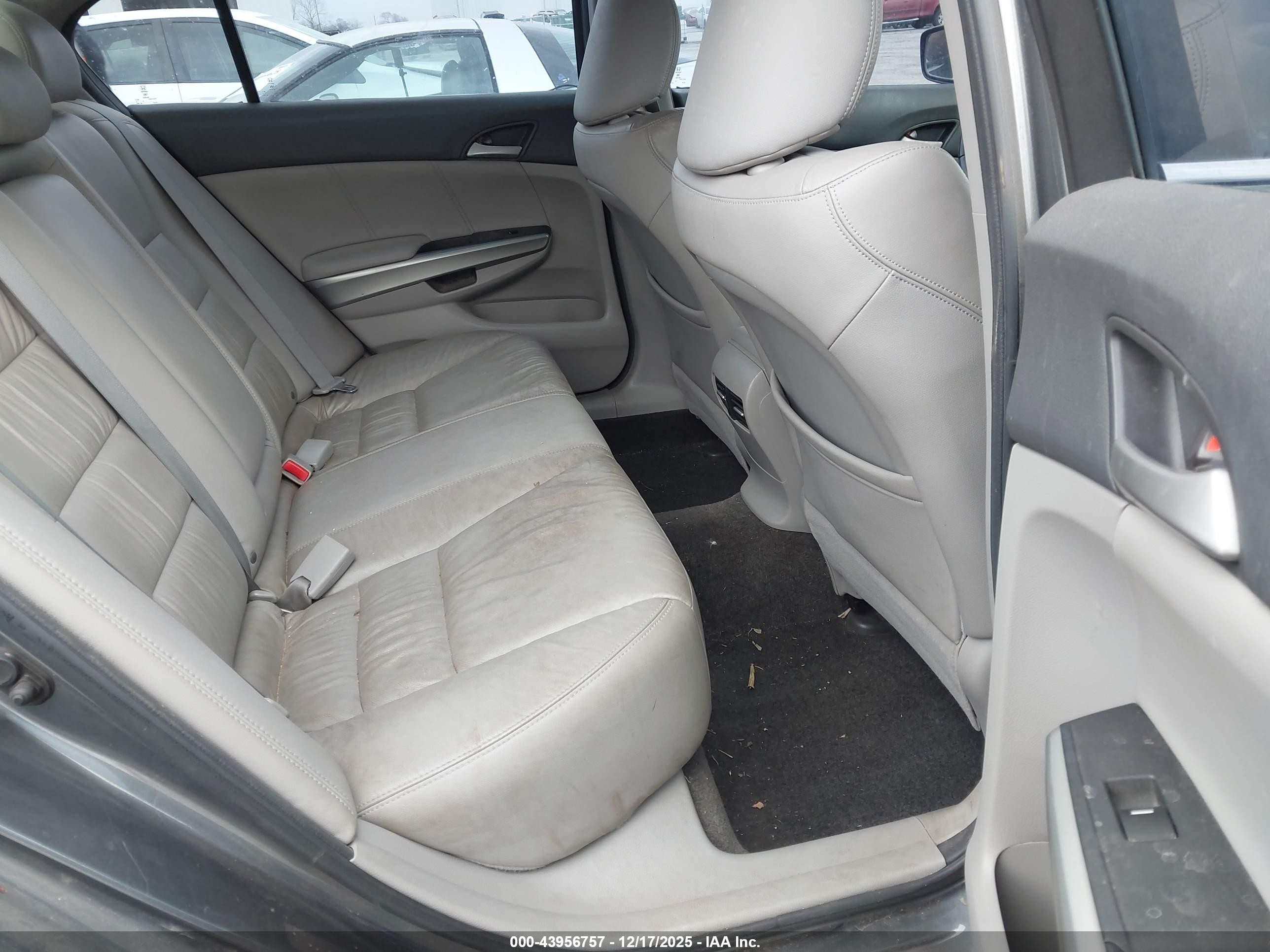 2010 Honda Accord 3.5 Ex-l Gray vin: 1HGCP3F86AA004123