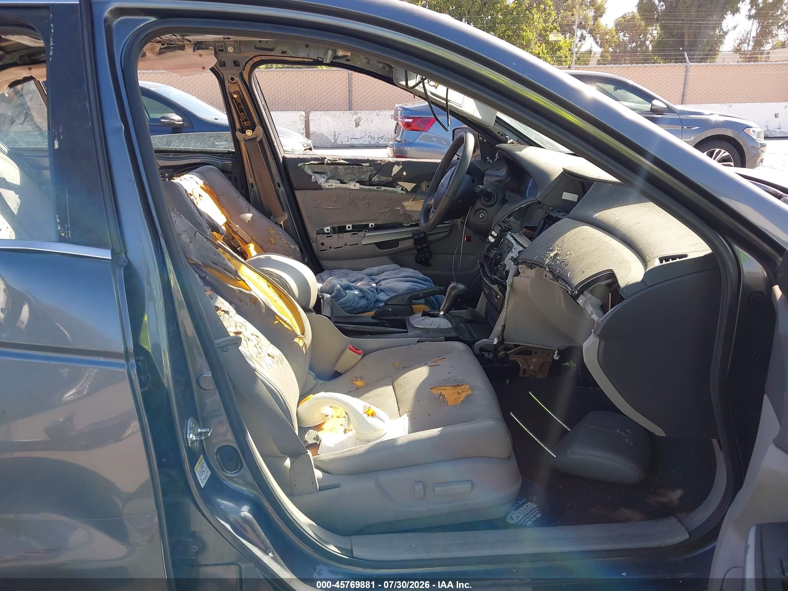 2010 Honda Accord 3.5 Ex-l Gray vin: 1HGCP3F86AA009967