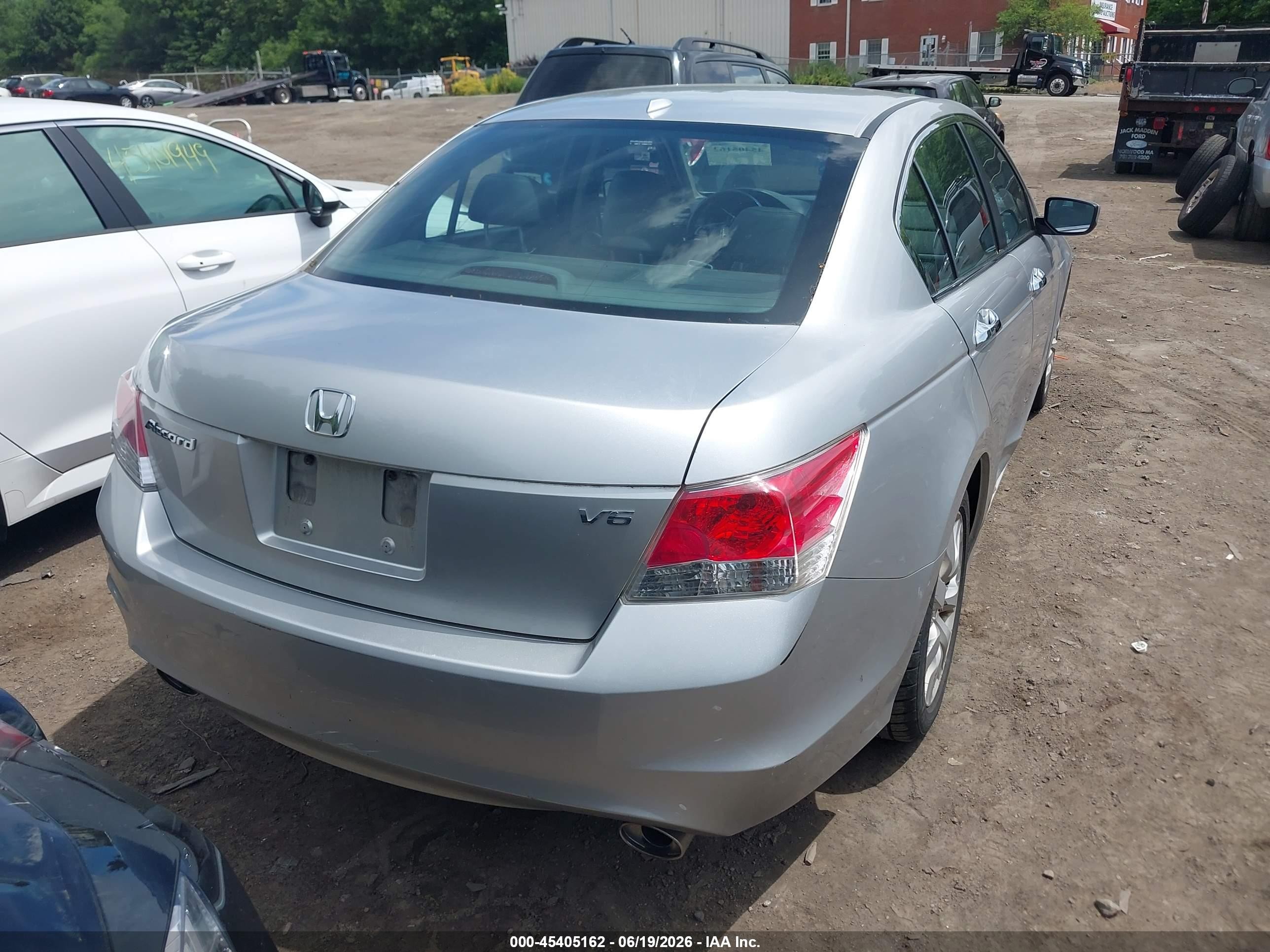 2010 Honda Accord 3.5 Ex-l Silver vin: 1HGCP3F86AA010827