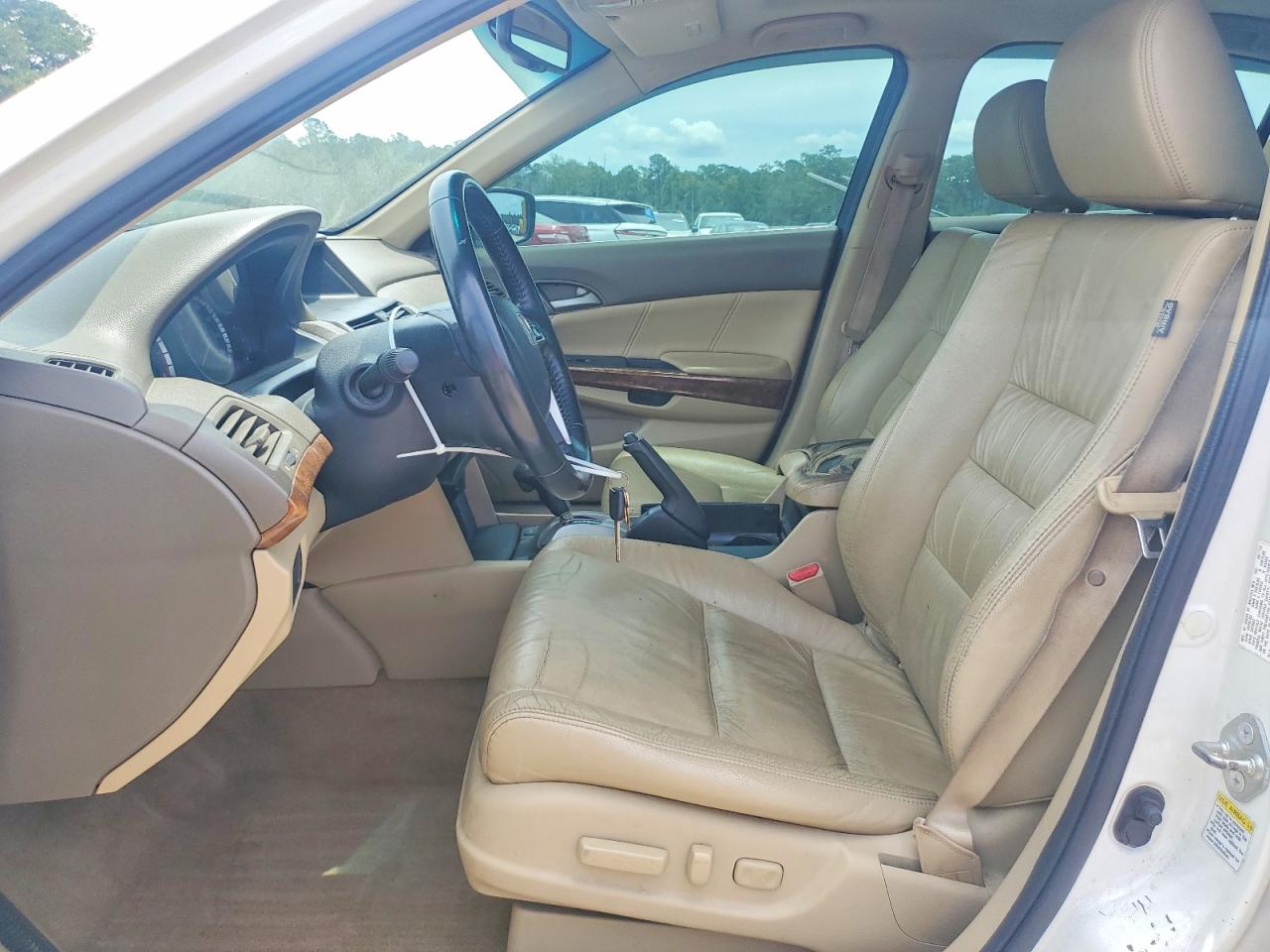 2010 Honda Accord Exl White vin: 1HGCP3F86AA026770