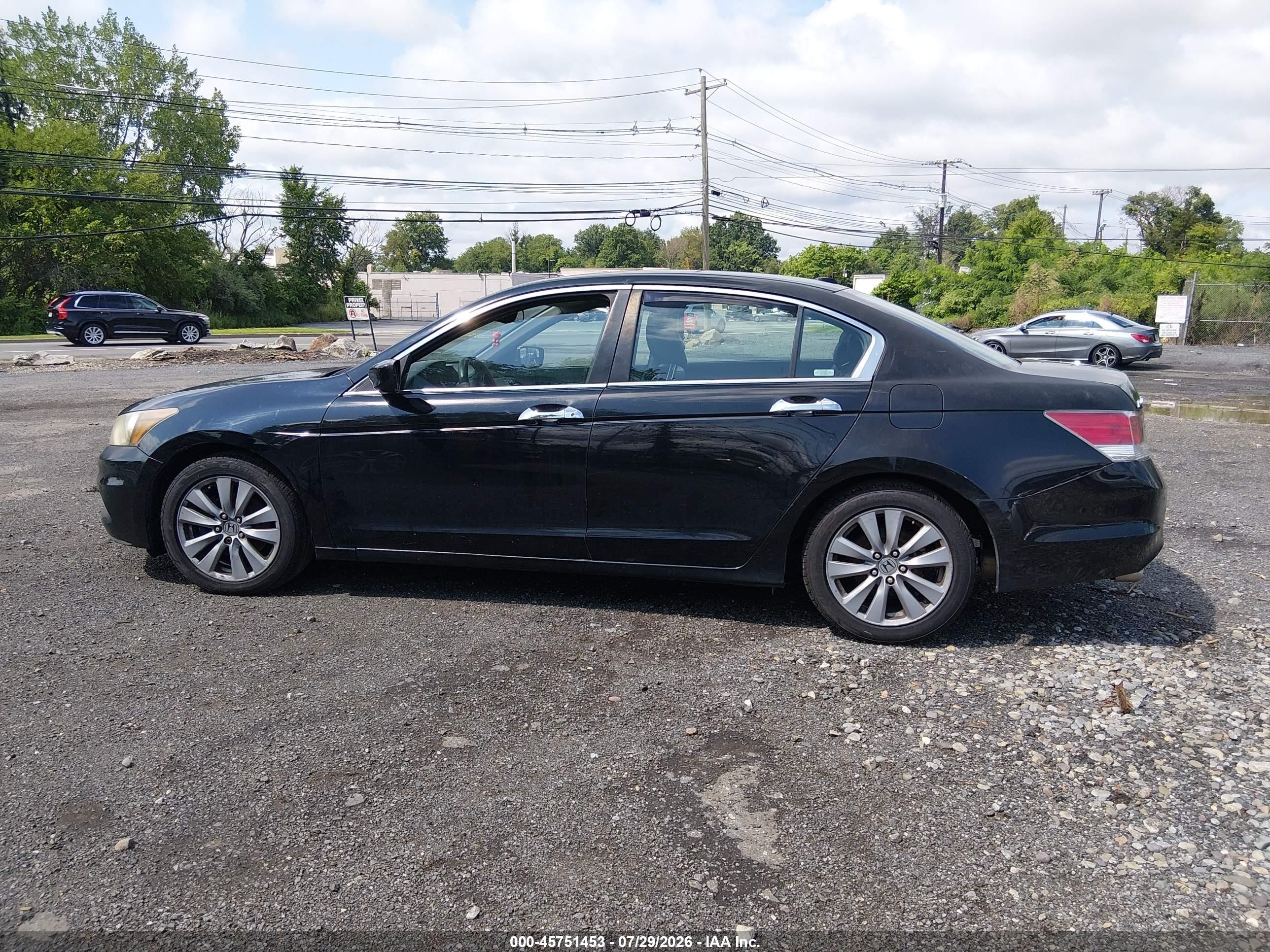 2011 Honda Accord 3.5 Ex-l Черный vin: 1HGCP3F86BA007735