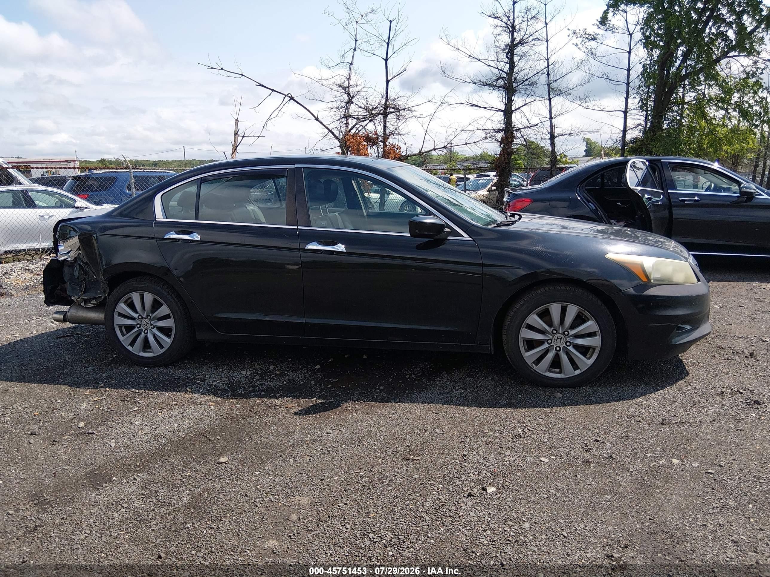 2011 Honda Accord 3.5 Ex-l Черный vin: 1HGCP3F86BA007735