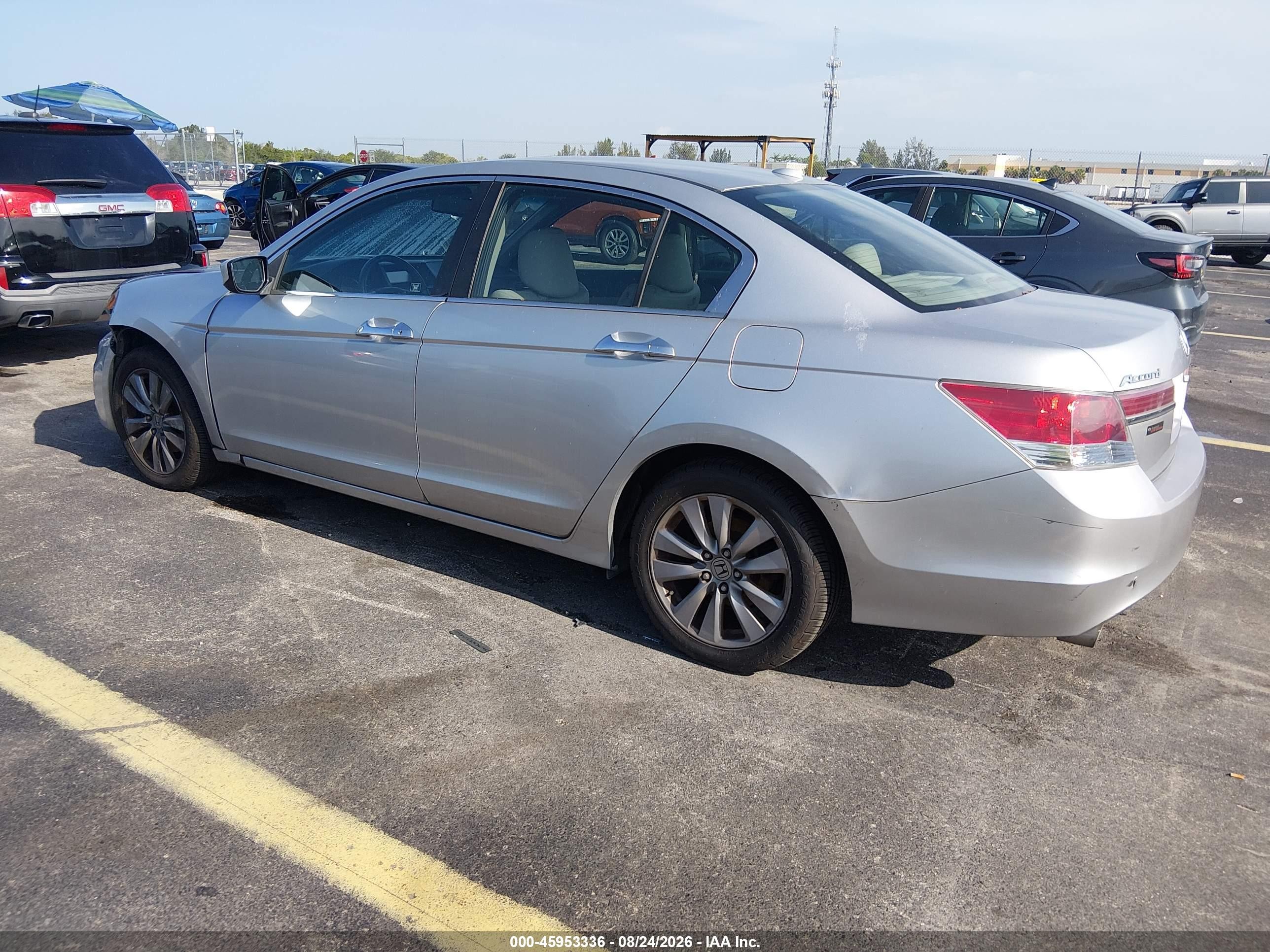 2011 Honda Accord 3.5 Ex-l Серебряный vin: 1HGCP3F86BA016595