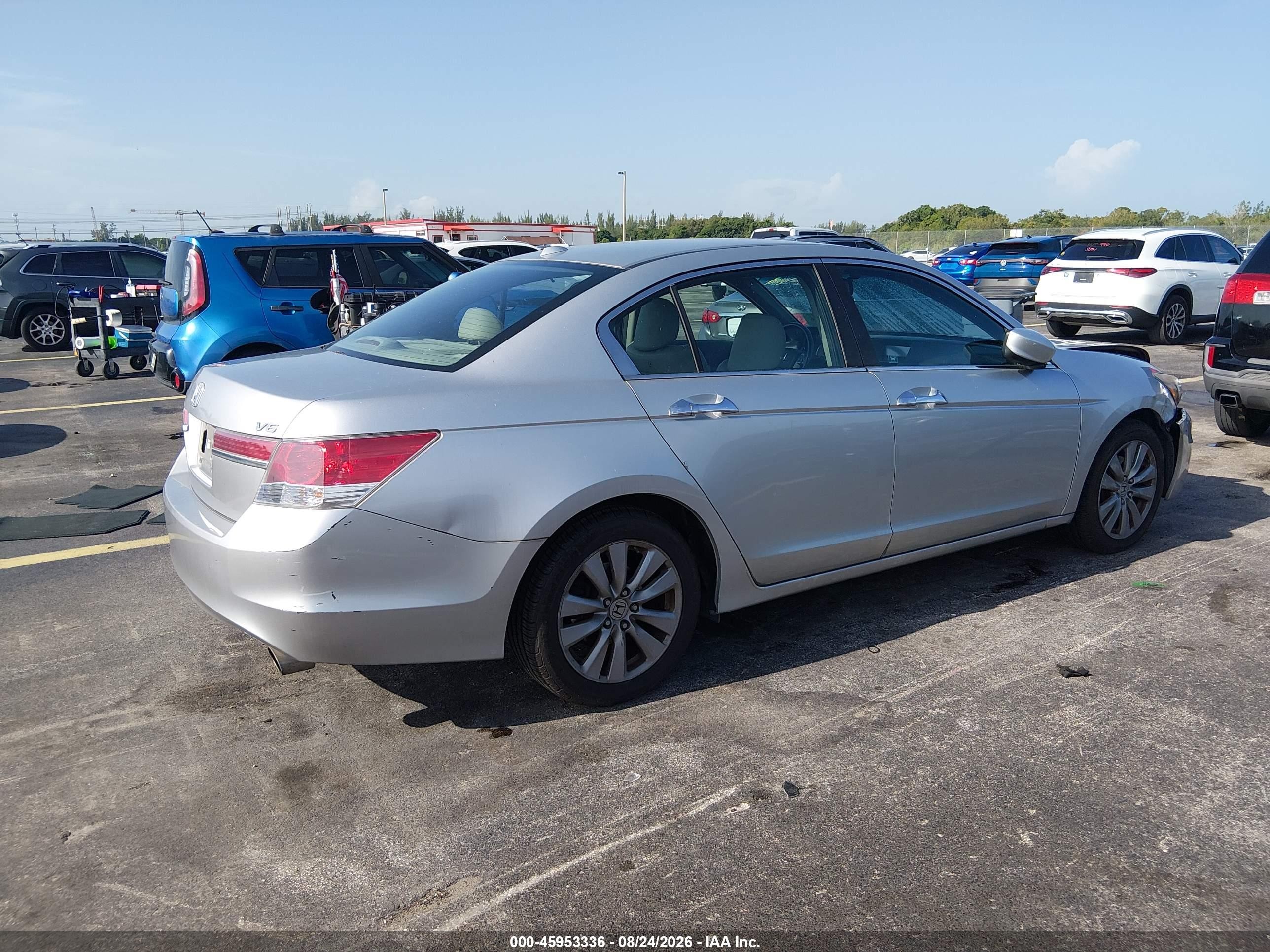 2011 Honda Accord 3.5 Ex-l Серебряный vin: 1HGCP3F86BA016595
