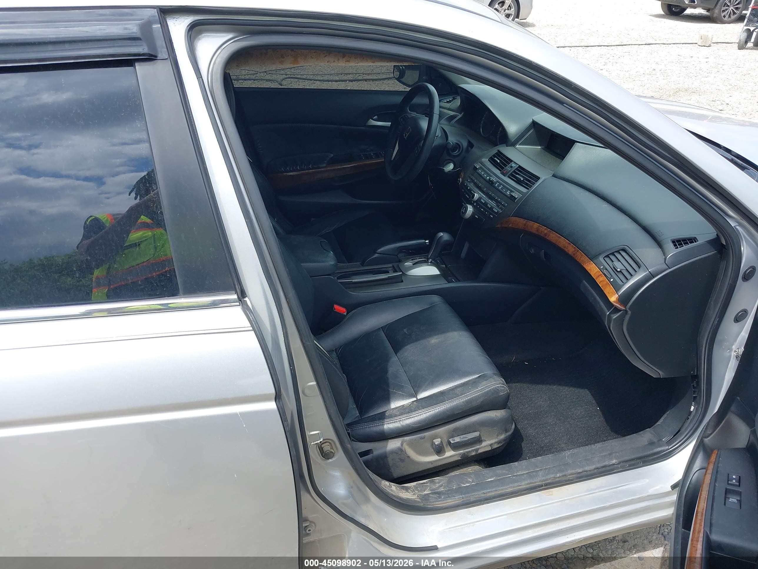 2011 Honda Accord 3.5 Ex-l Silver vin: 1HGCP3F86BA021165