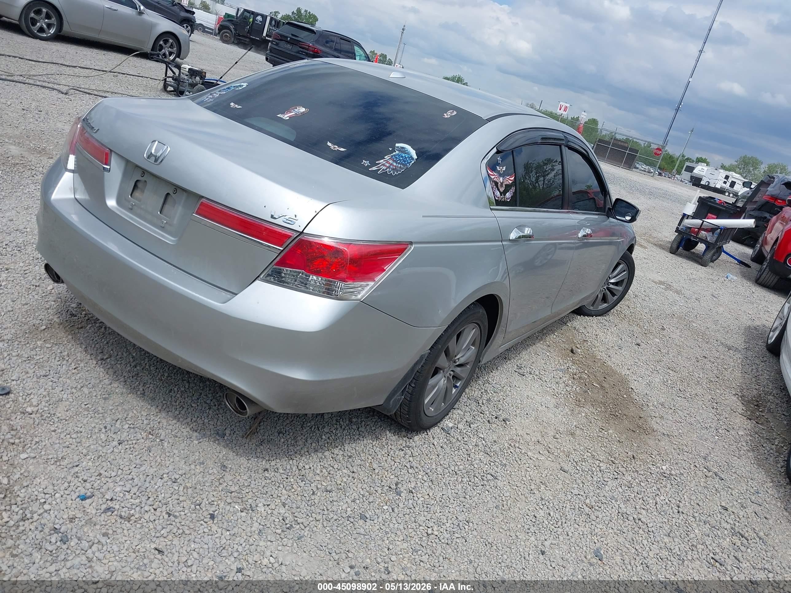 2011 Honda Accord 3.5 Ex-l Silver vin: 1HGCP3F86BA021165