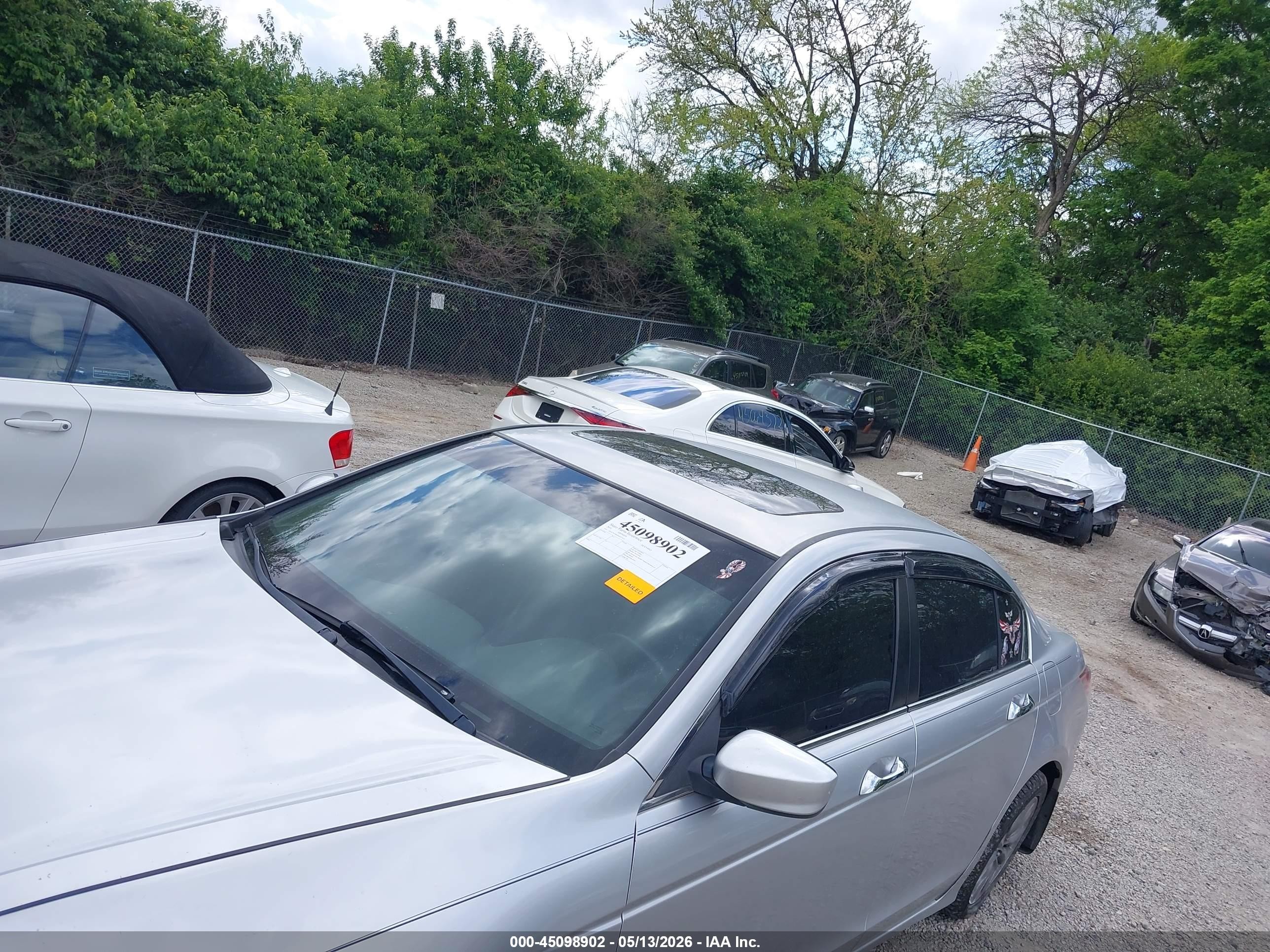 2011 Honda Accord 3.5 Ex-l Silver vin: 1HGCP3F86BA021165