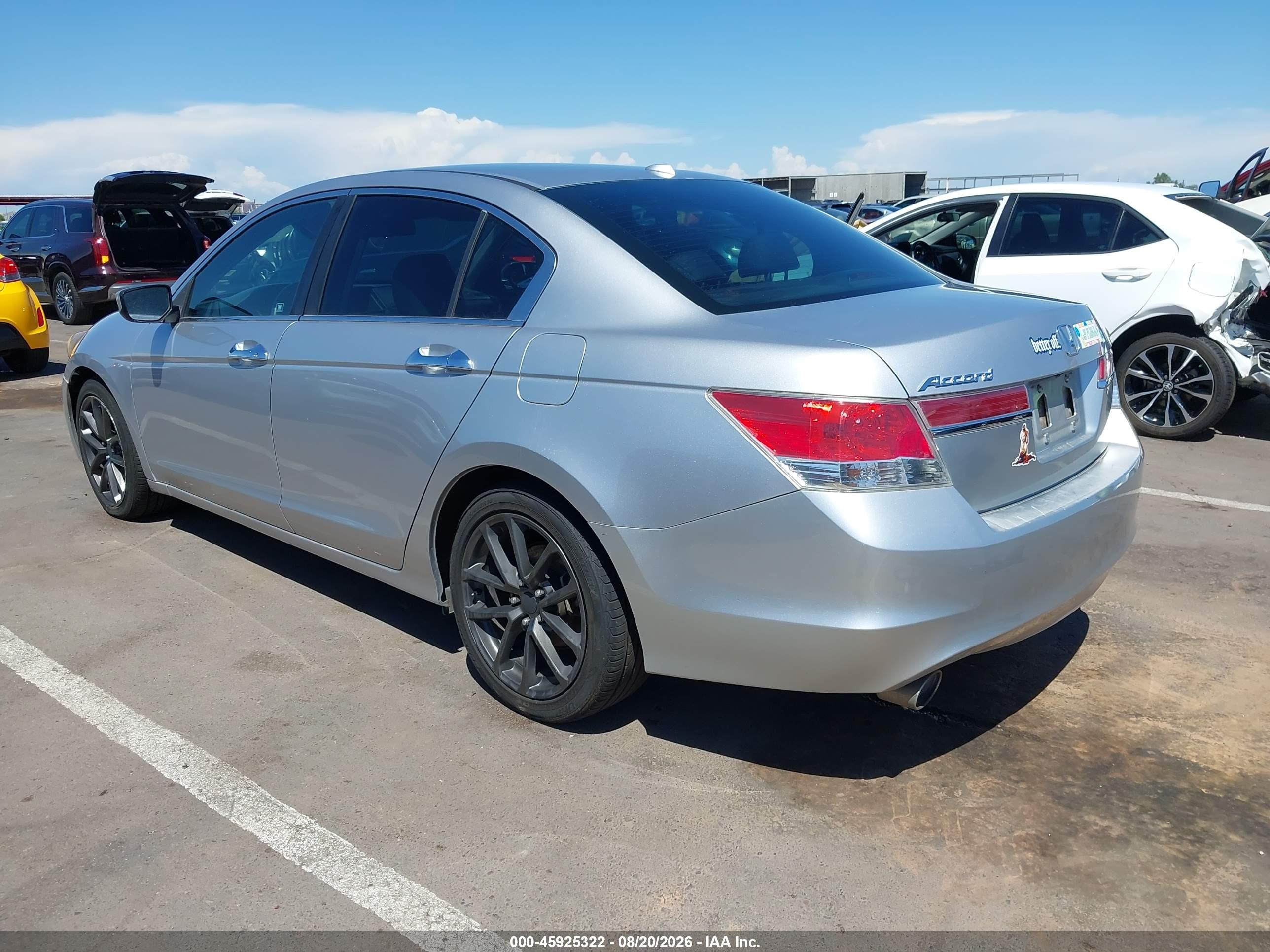 2011 Honda Accord 3.5 Ex-l Silver vin: 1HGCP3F86BA024938