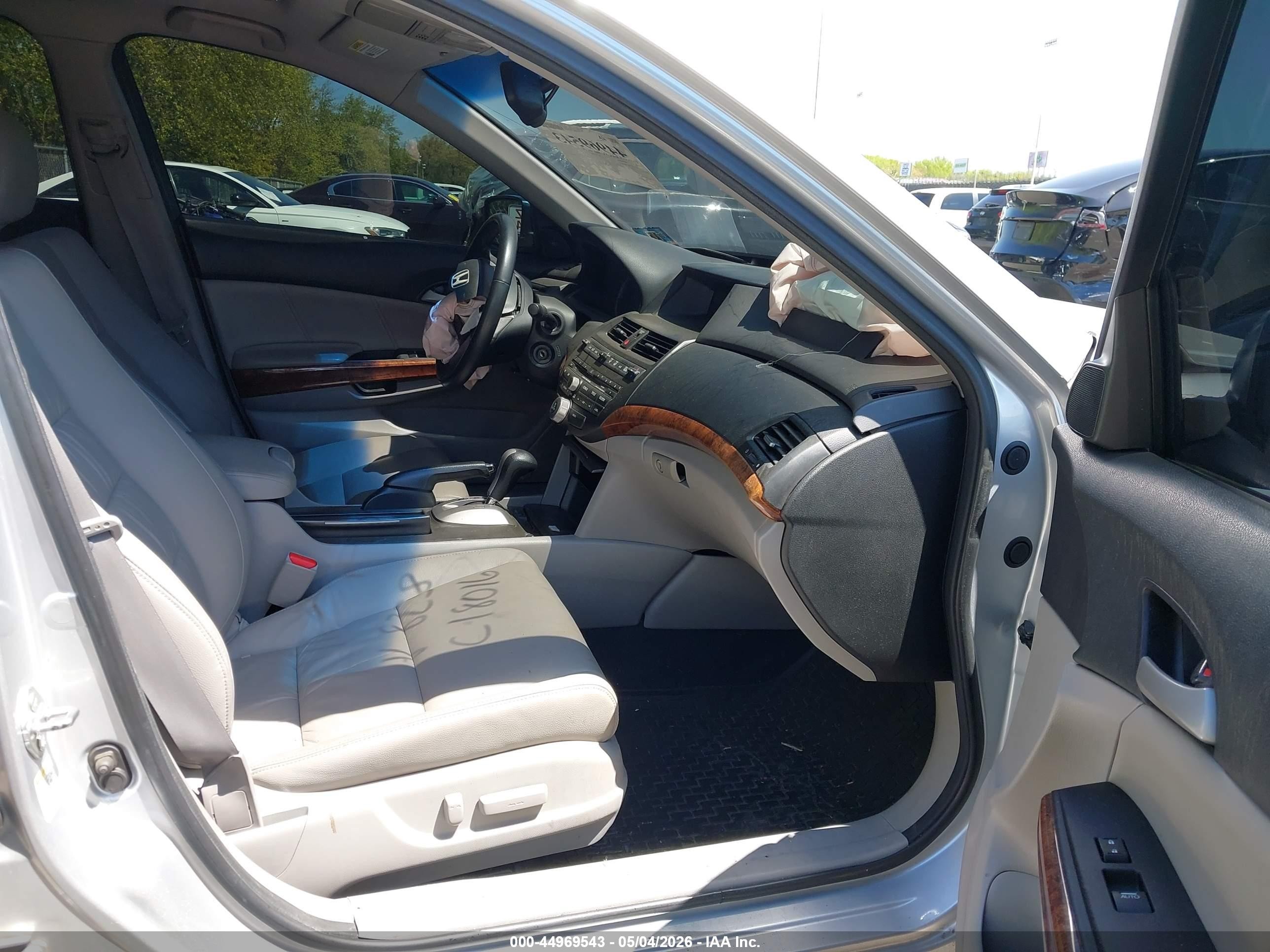 2012 Honda Accord 3.5 Ex-l Silver vin: 1HGCP3F86CA008238