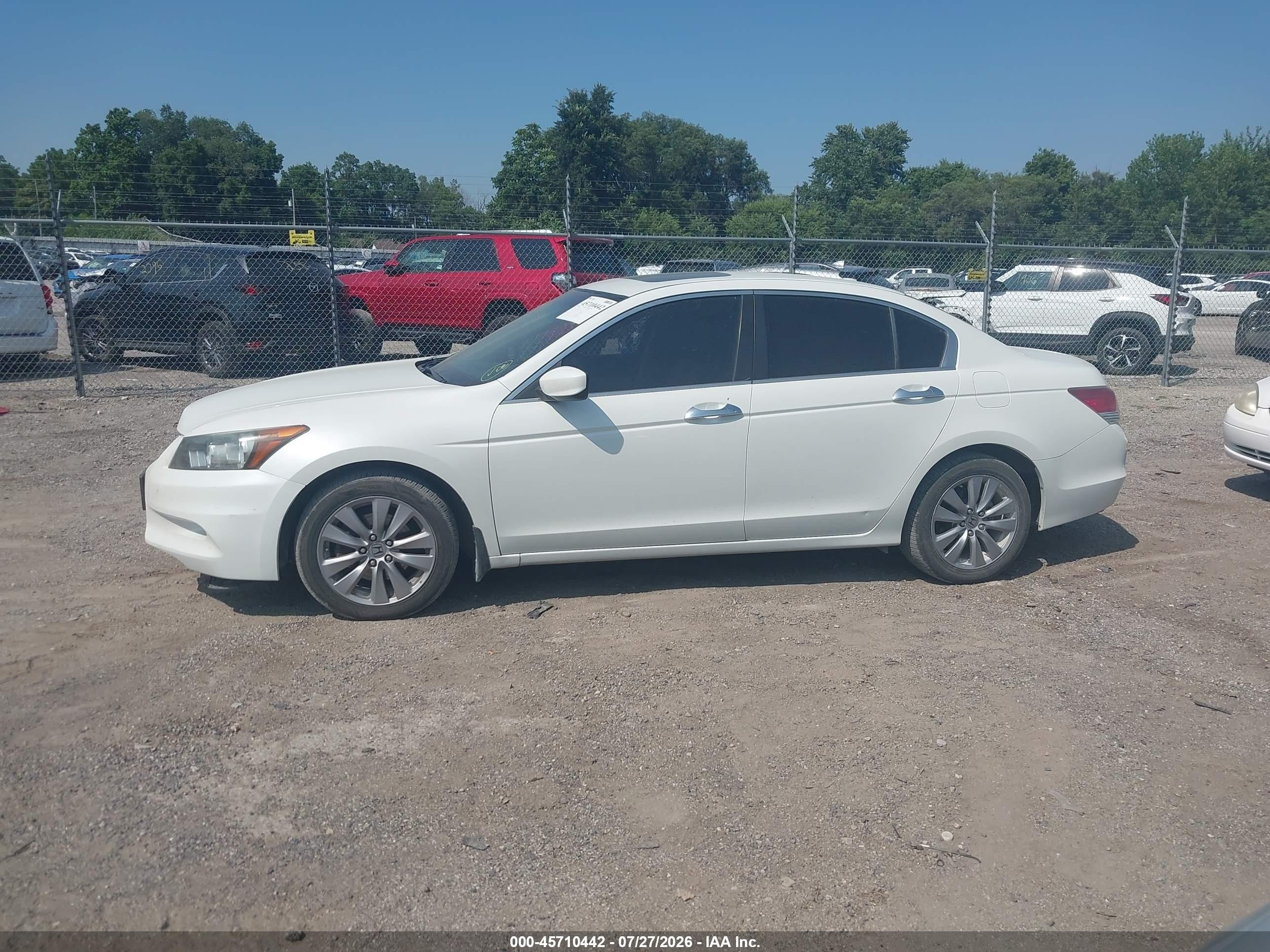 2012 Honda Accord 3.5 Ex-l White vin: 1HGCP3F86CA009826