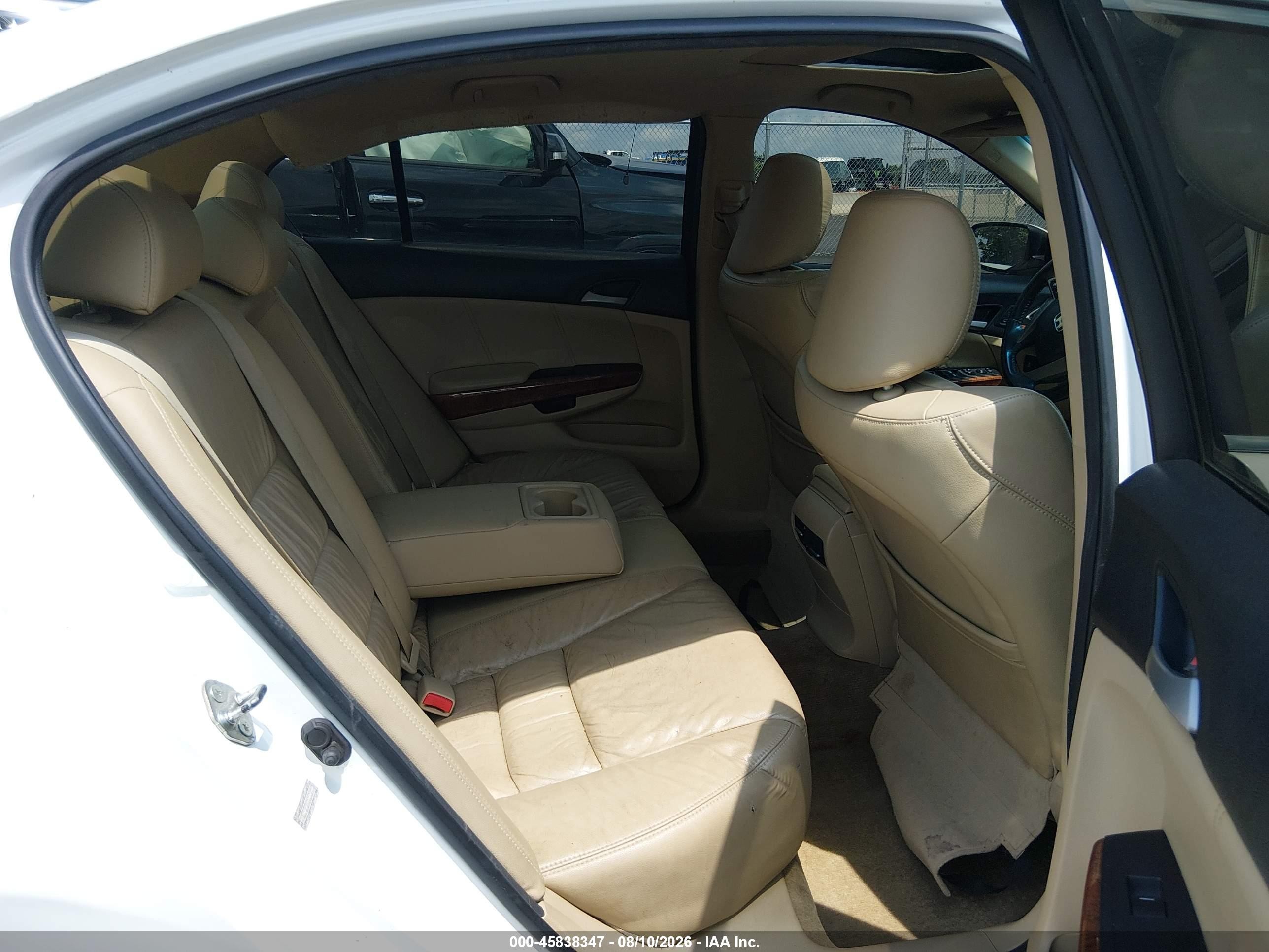2012 Honda Accord 3.5 Ex-l White vin: 1HGCP3F86CA018588