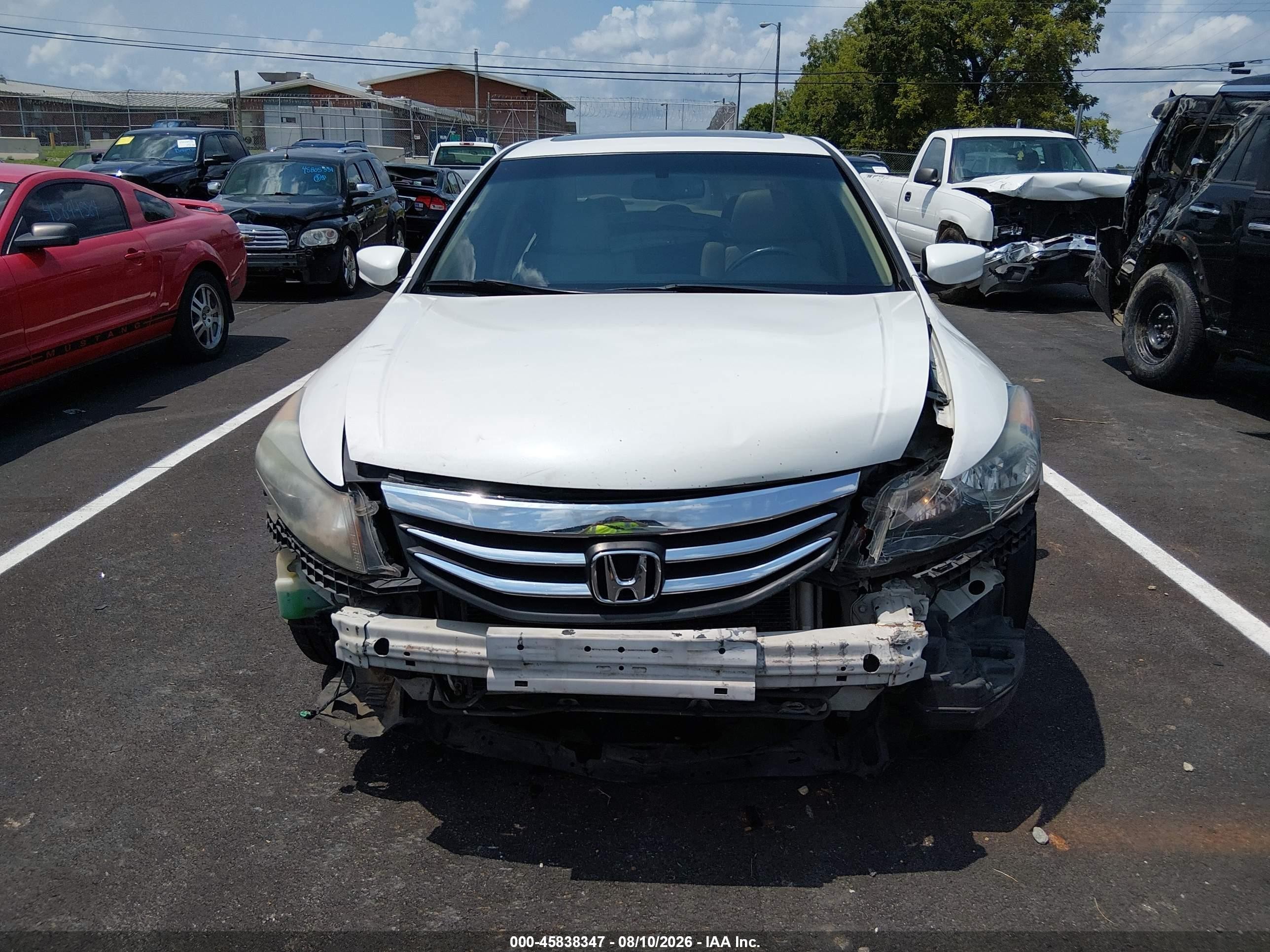 2012 Honda Accord 3.5 Ex-l White vin: 1HGCP3F86CA018588