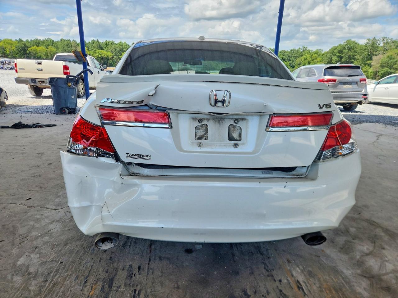 2012 Honda Accord Exl White vin: 1HGCP3F86CA021569
