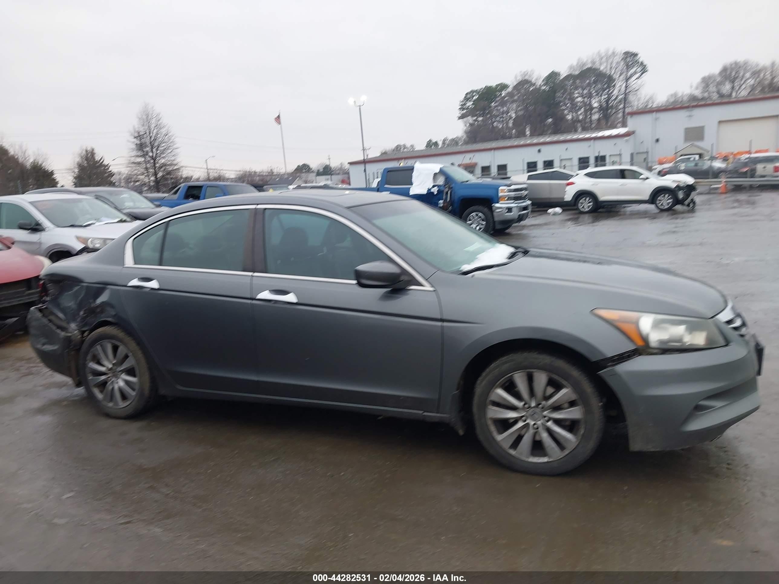 2012 Honda Accord Sdn   Gray vin: 1HGCP3F86CA038176