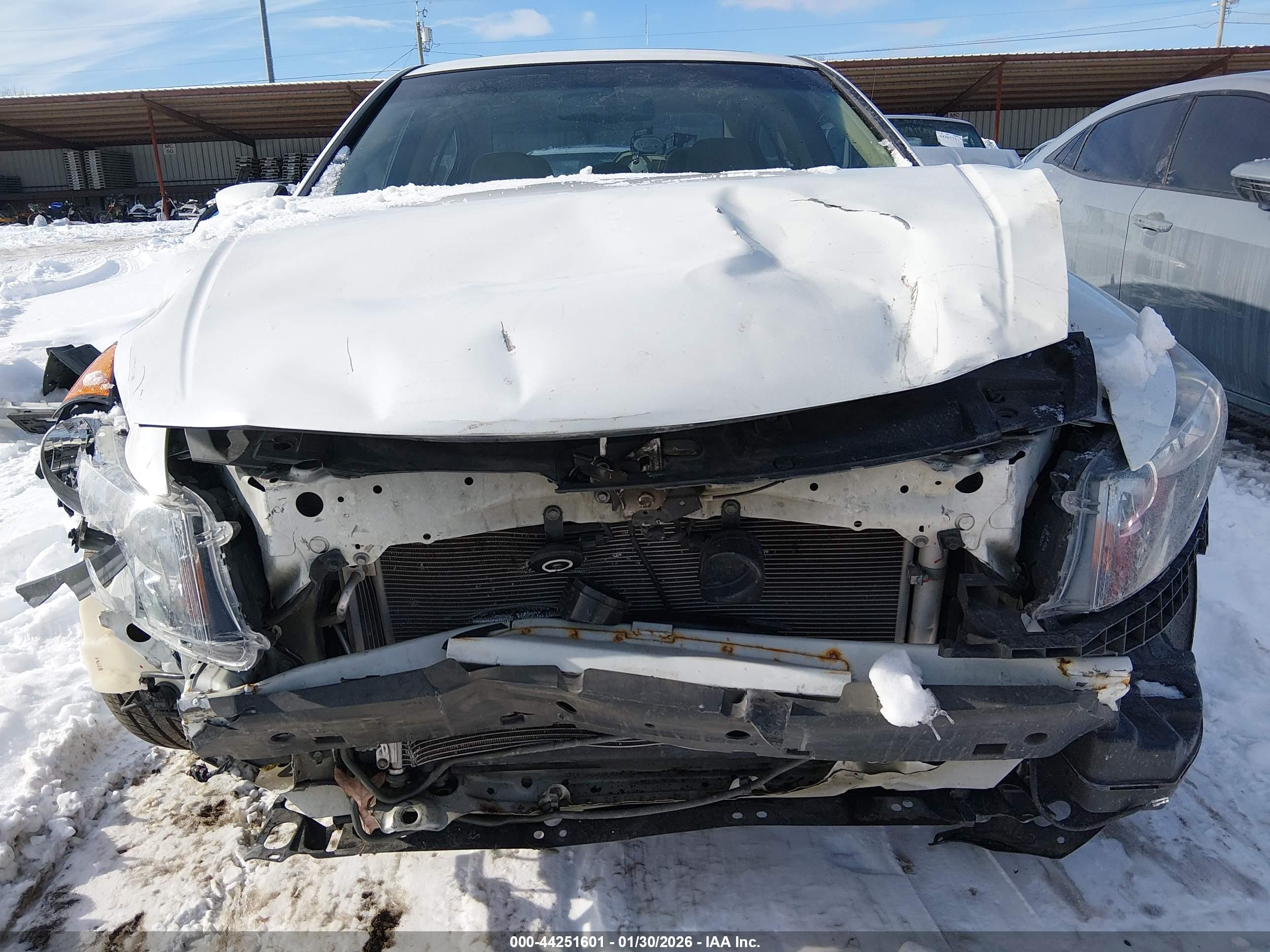 2012 Honda Accord Sdn 3.5 Ex-l/ex-l White vin: 1HGCP3F86CA040882