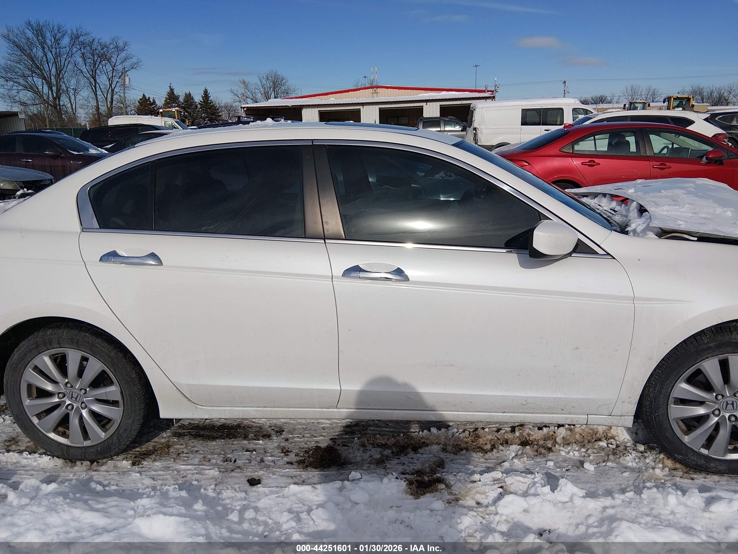2012 Honda Accord Sdn 3.5 Ex-l/ex-l White vin: 1HGCP3F86CA040882