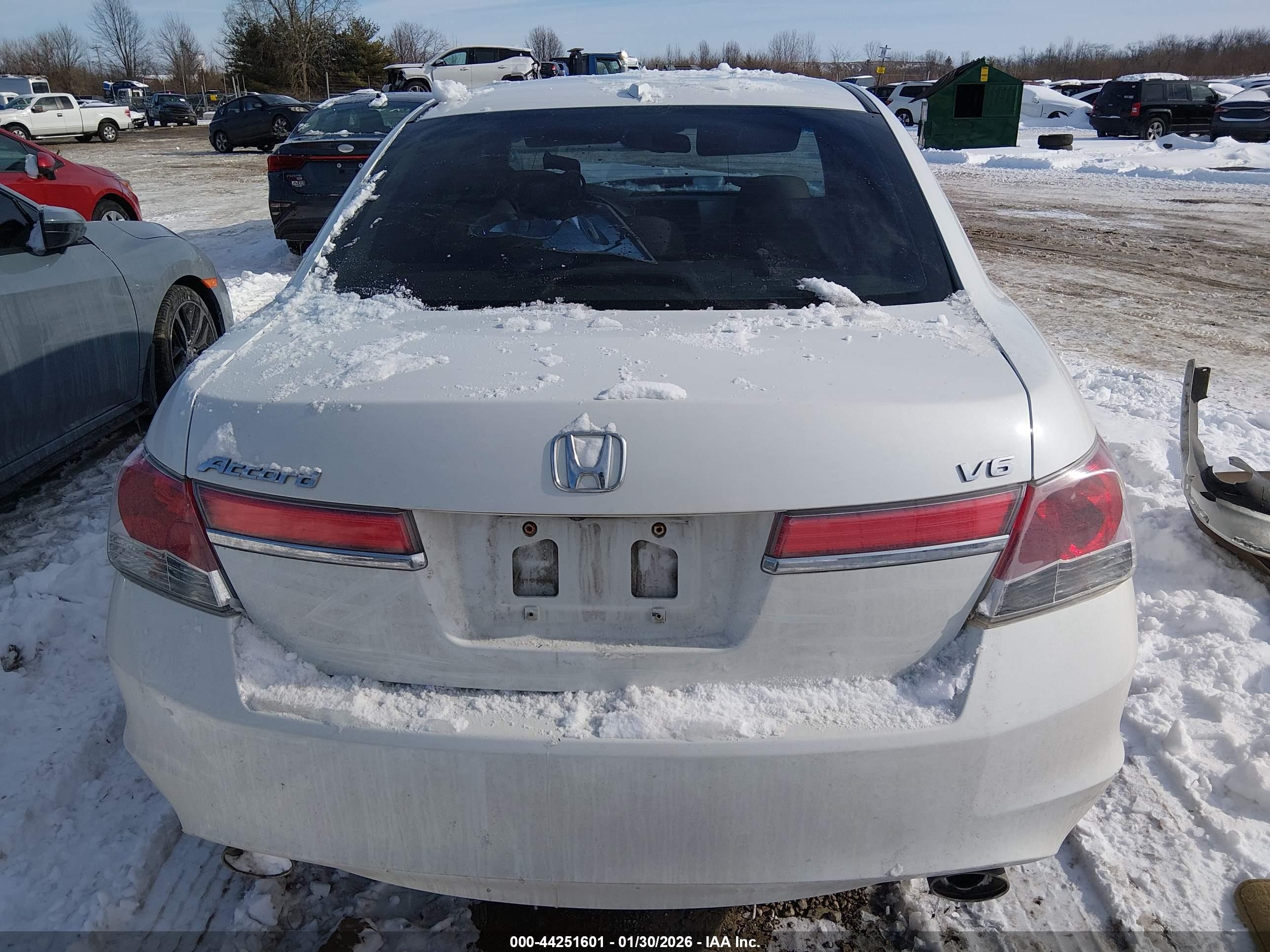 2012 Honda Accord Sdn 3.5 Ex-l/ex-l White vin: 1HGCP3F86CA040882