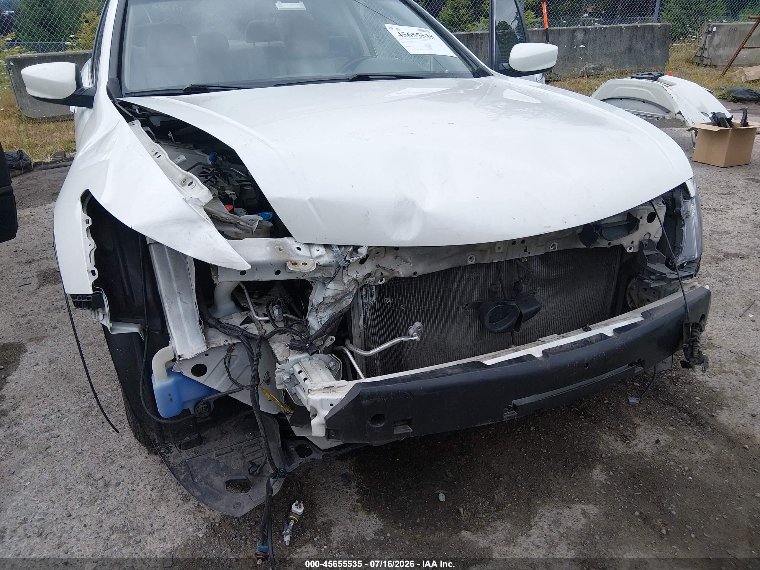 2010 Honda Accord 3.5 Ex-l White vin: 1HGCP3F87AA001411