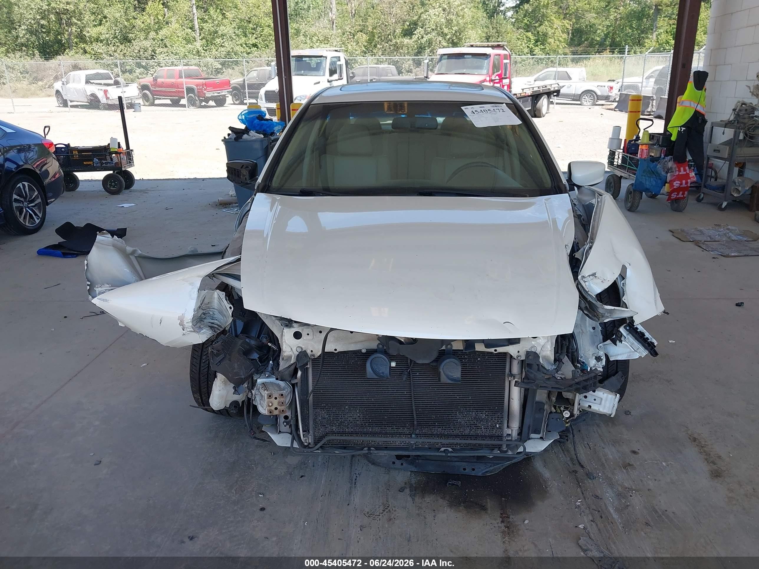 2010 Honda Accord 3.5 Ex-l White vin: 1HGCP3F87AA002509