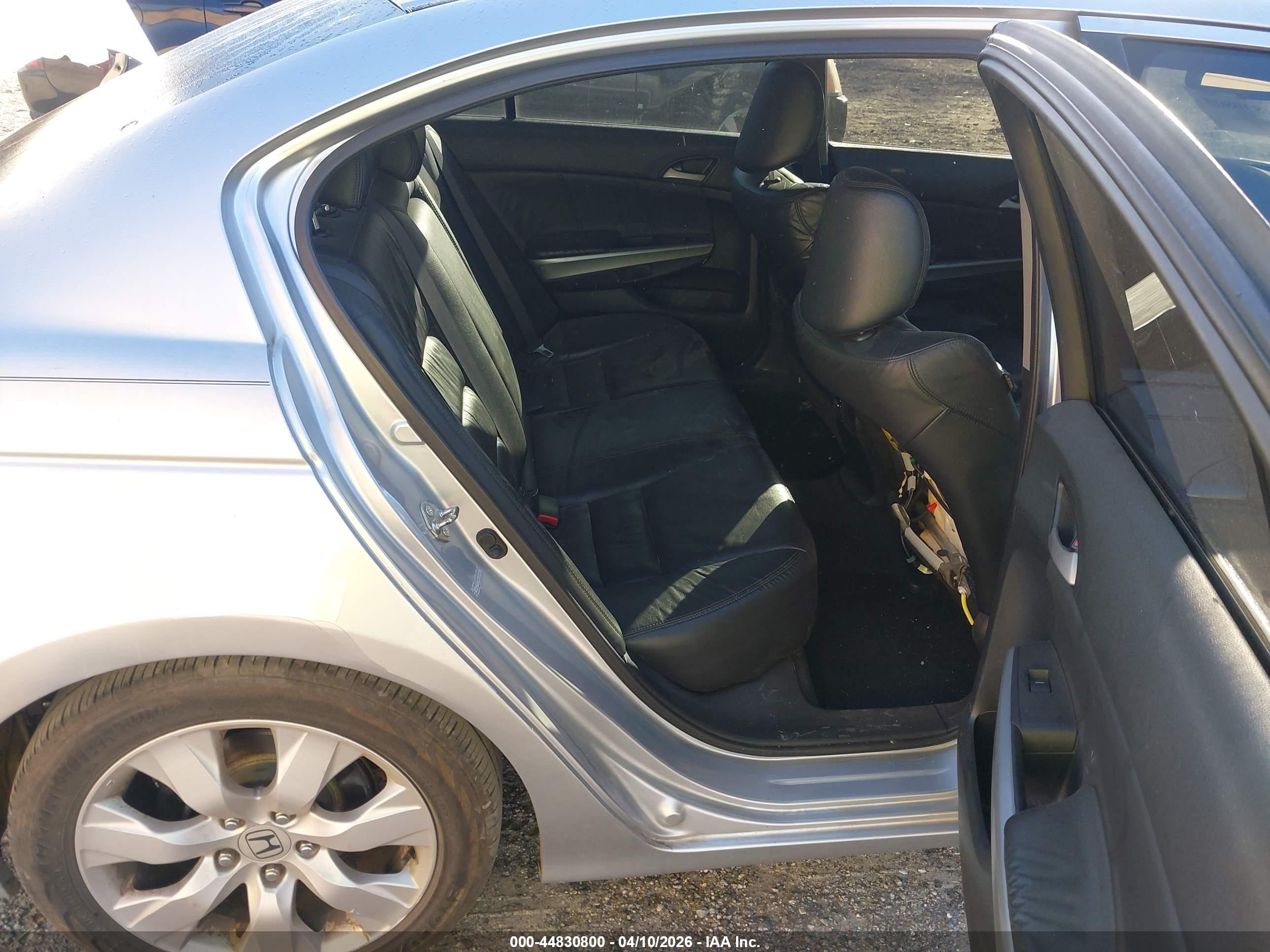 2010 Honda Accord 3.5 Ex-l Silver vin: 1HGCP3F87AA005801