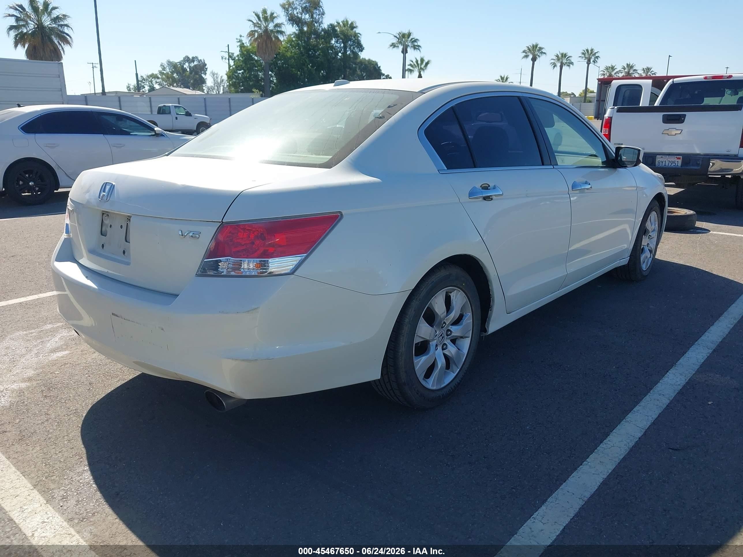 2010 Honda Accord 3.5 Ex-l White vin: 1HGCP3F87AA013218