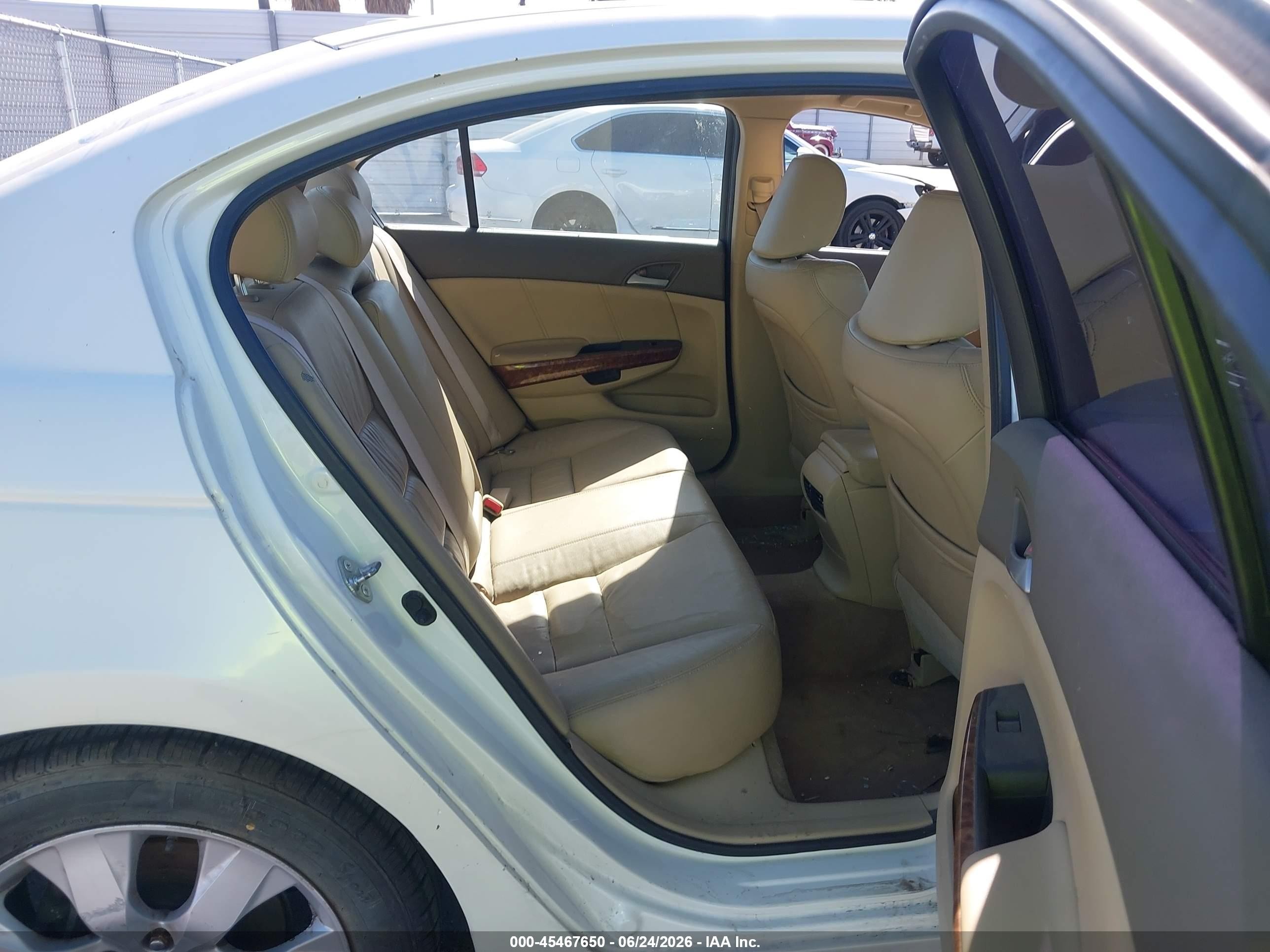 2010 Honda Accord 3.5 Ex-l White vin: 1HGCP3F87AA013218