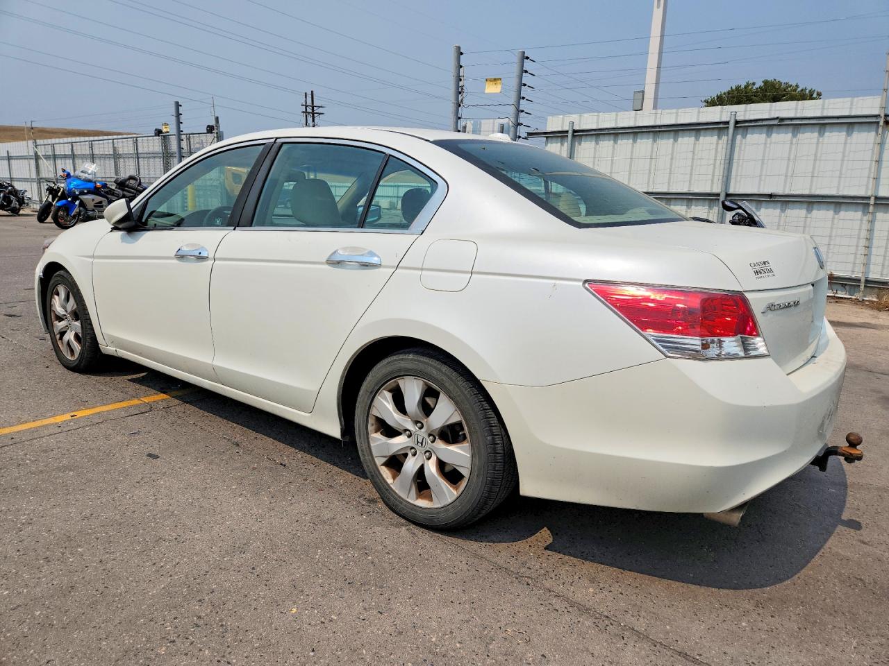 2010 Honda Accord Exl White vin: 1HGCP3F87AA024834