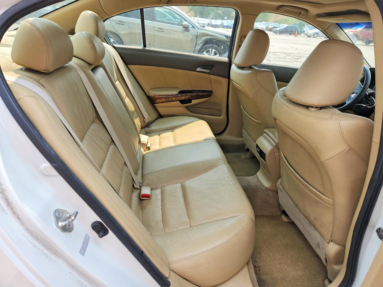 2010 Honda Accord Exl White vin: 1HGCP3F87AA024834