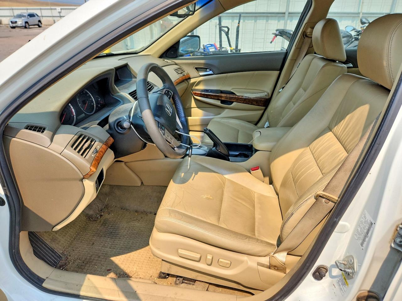 2010 Honda Accord Exl White vin: 1HGCP3F87AA024834