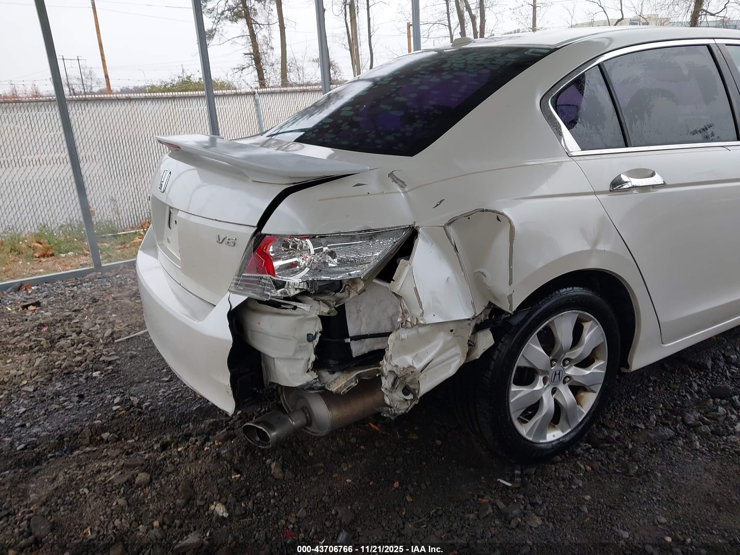 2010 Honda Accord 3.5 Ex-l Dark Blue vin: 1HGCP3F87AA030682