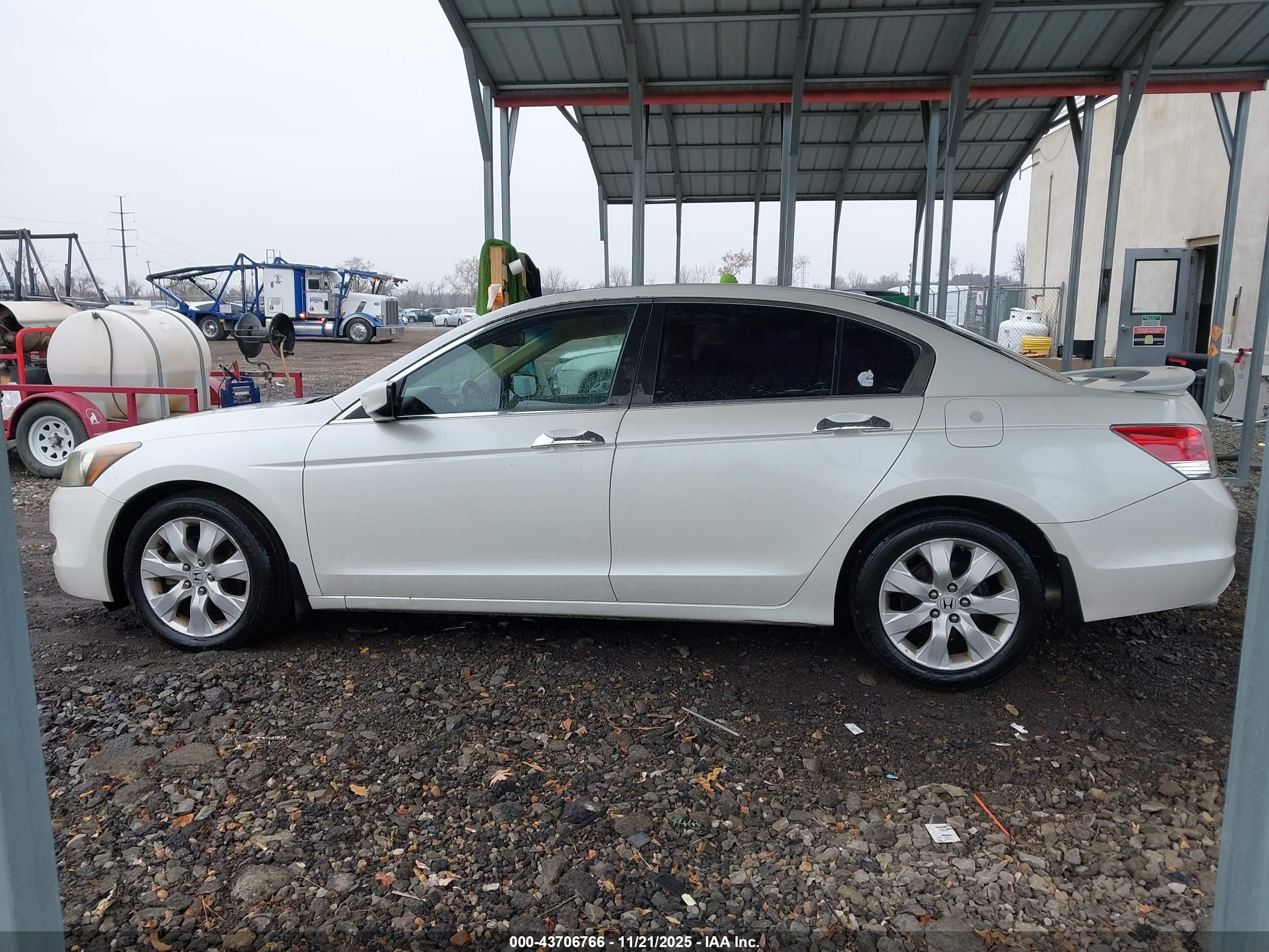 2010 Honda Accord 3.5 Ex-l Dark Blue vin: 1HGCP3F87AA030682