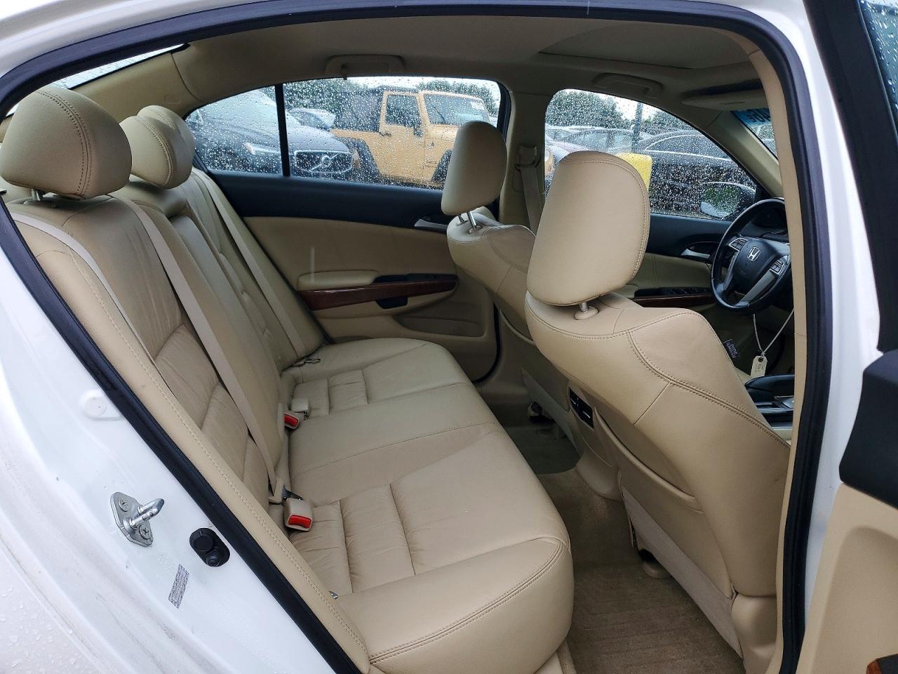 2011 Honda Accord Exl White vin: 1HGCP3F87BA004861