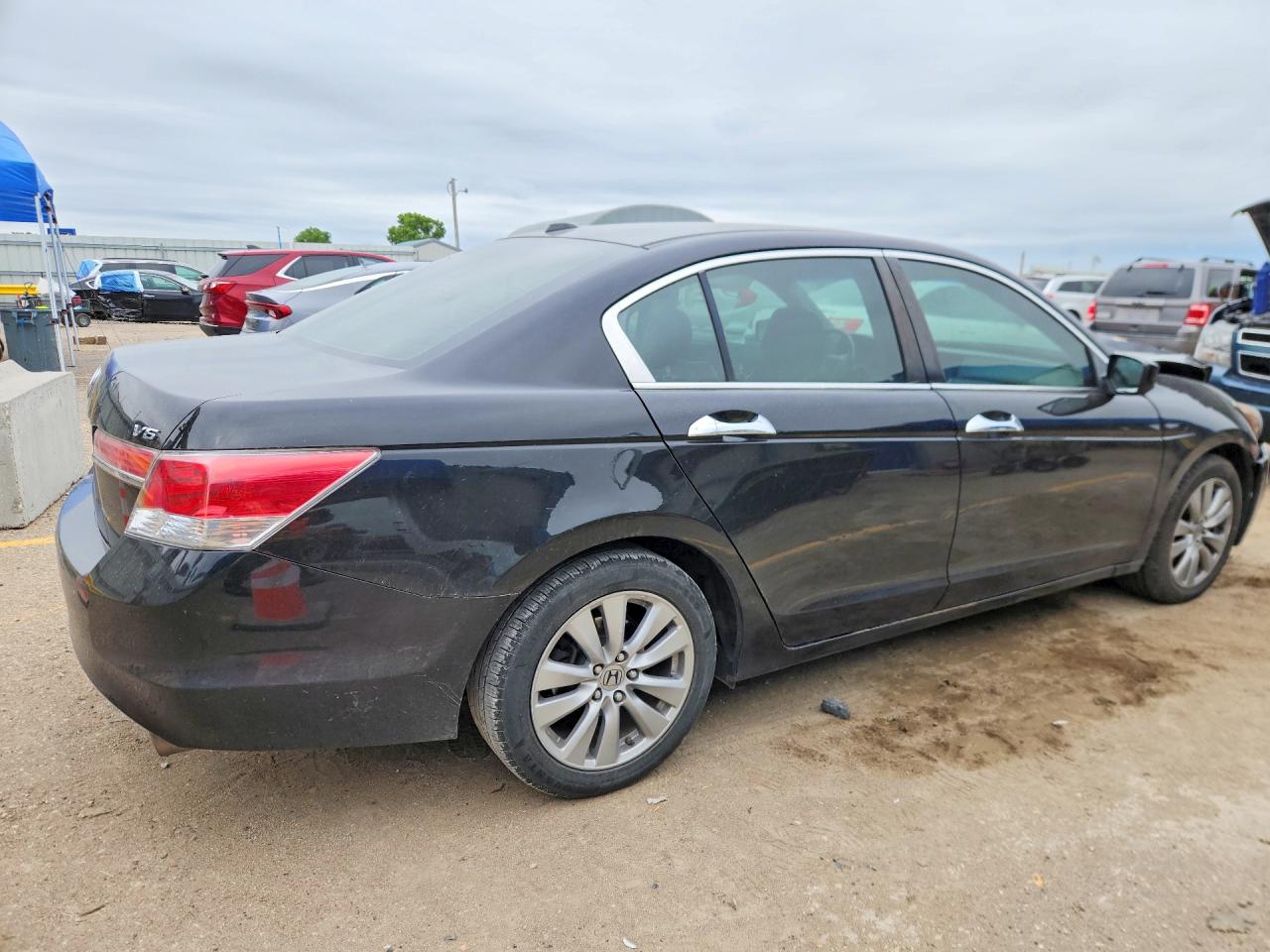 2011 Honda Accord Exl Черный vin: 1HGCP3F87BA013785