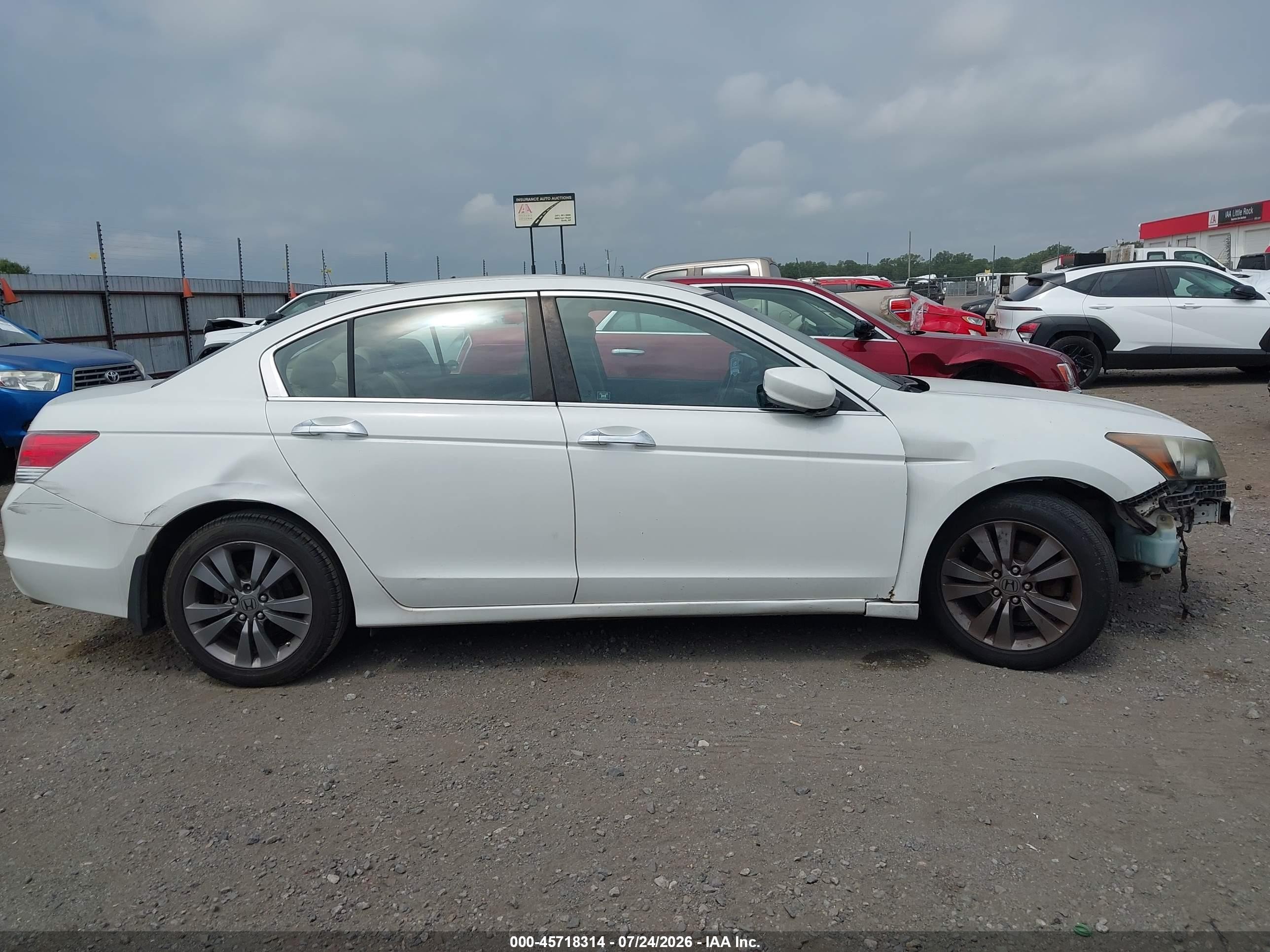 2011 Honda Accord 3.5 Ex-l White vin: 1HGCP3F87BA031607