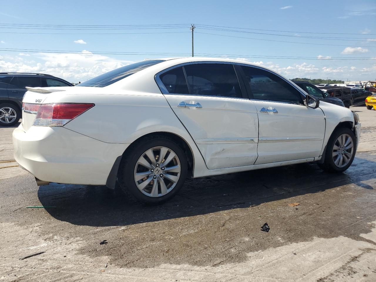 2012 Honda Accord Exl White vin: 1HGCP3F87CA017112