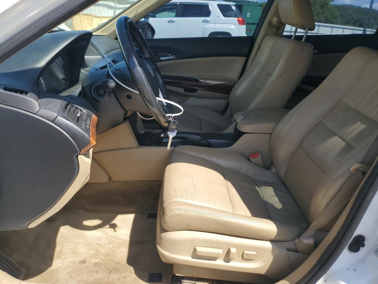 2012 Honda Accord Exl White vin: 1HGCP3F87CA017112