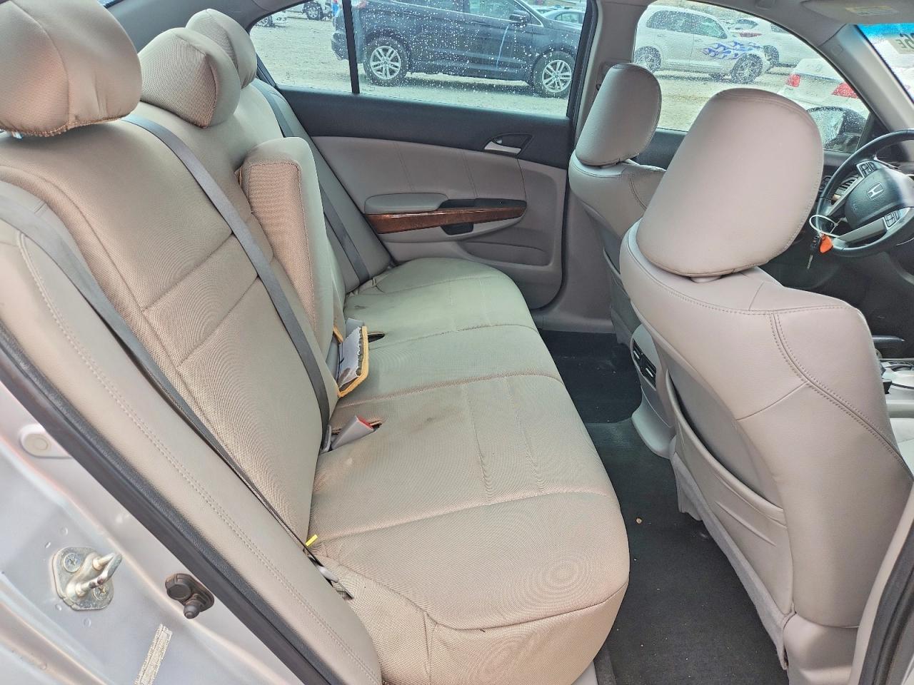 2012 Honda Accord Exl Серебряный vin: 1HGCP3F87CA017319