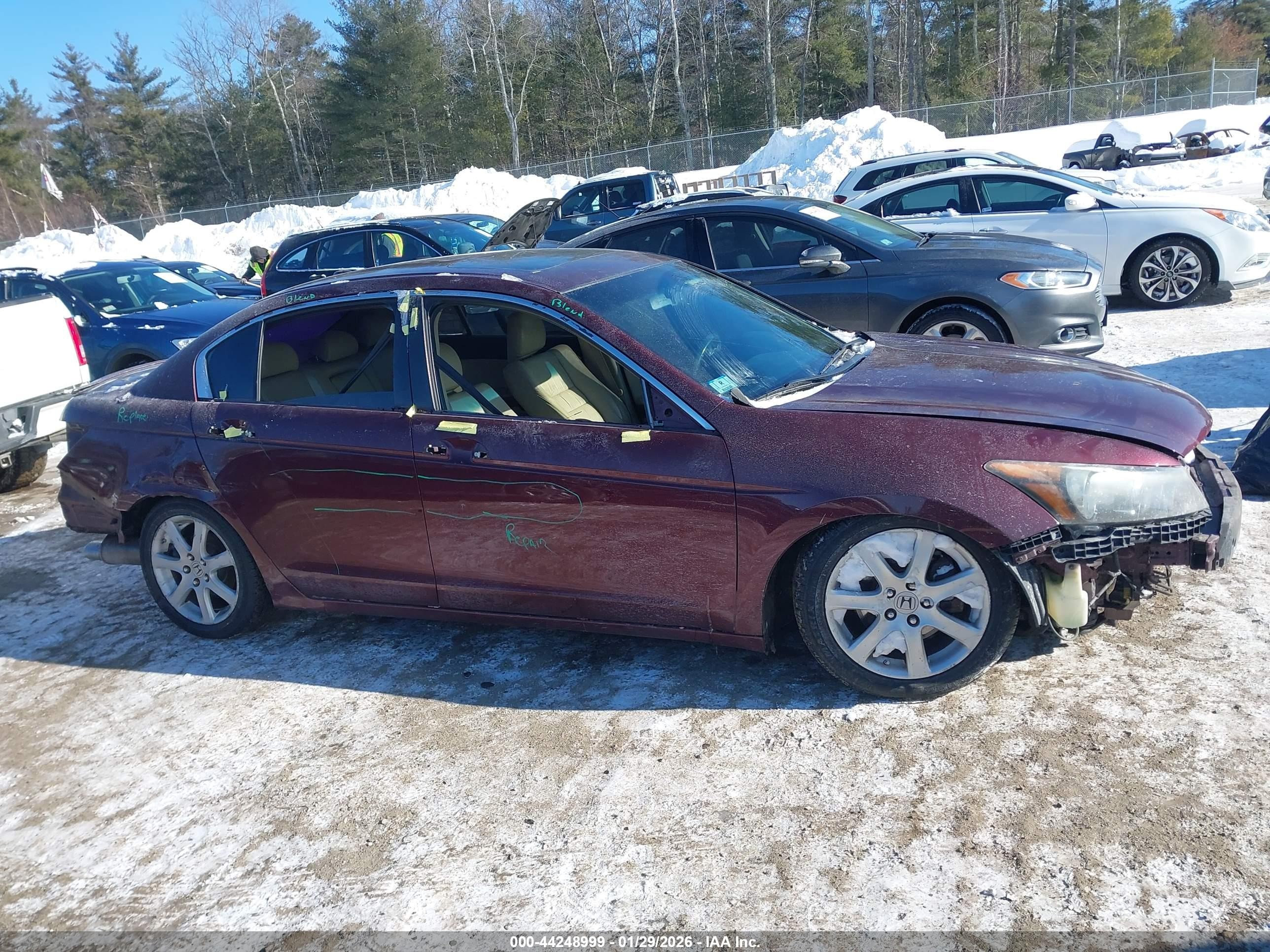 2012 Honda Accord Sdn   Темно-бордовый vin: 1HGCP3F87CA023864