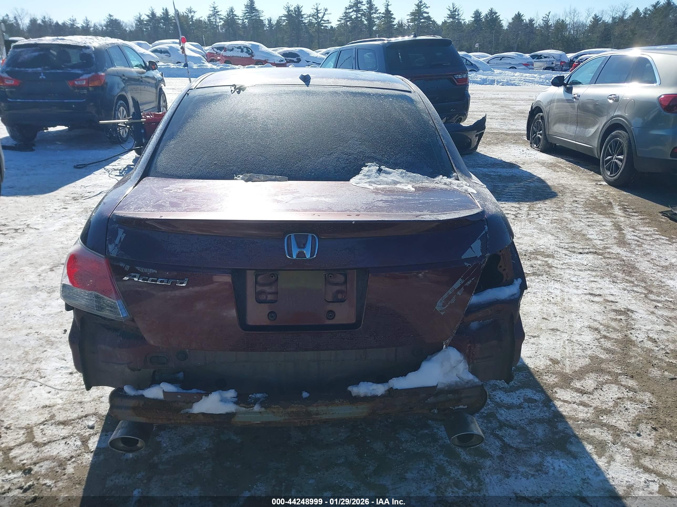 2012 Honda Accord Sdn   Темно-бордовый vin: 1HGCP3F87CA023864