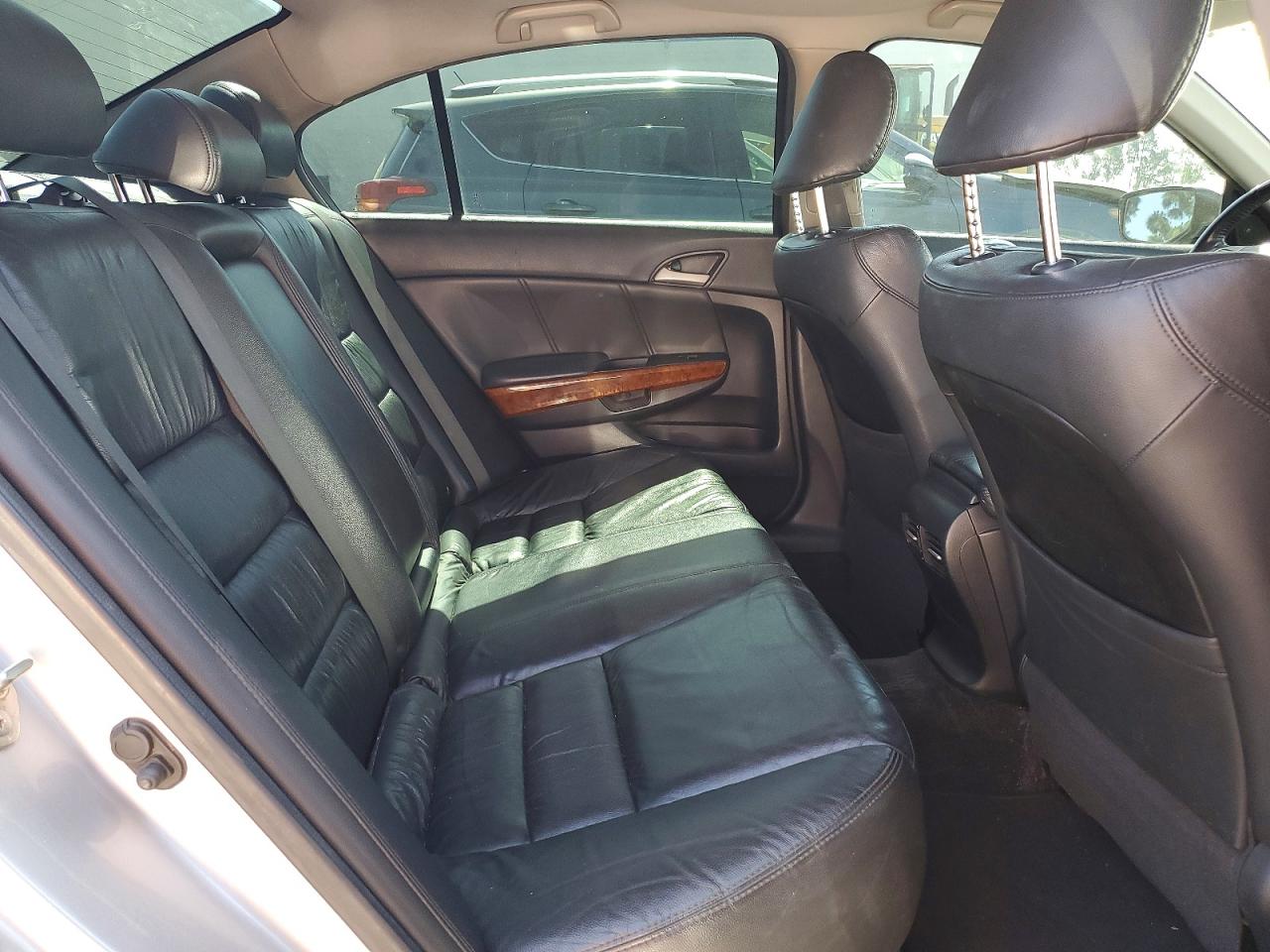 2012 Honda Accord Exl Silver vin: 1HGCP3F87CA032032