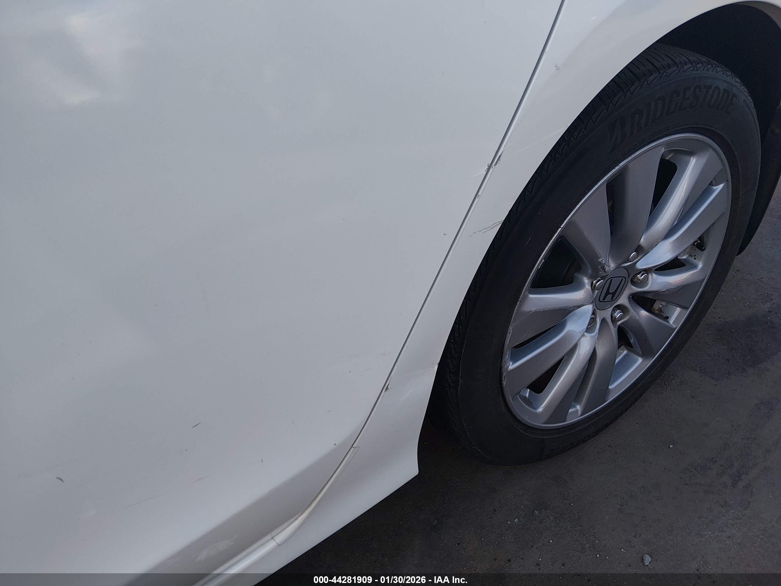 2012 Honda Accord Sdn 3.5 Ex-l/ex-l White vin: 1HGCP3F87CA034007