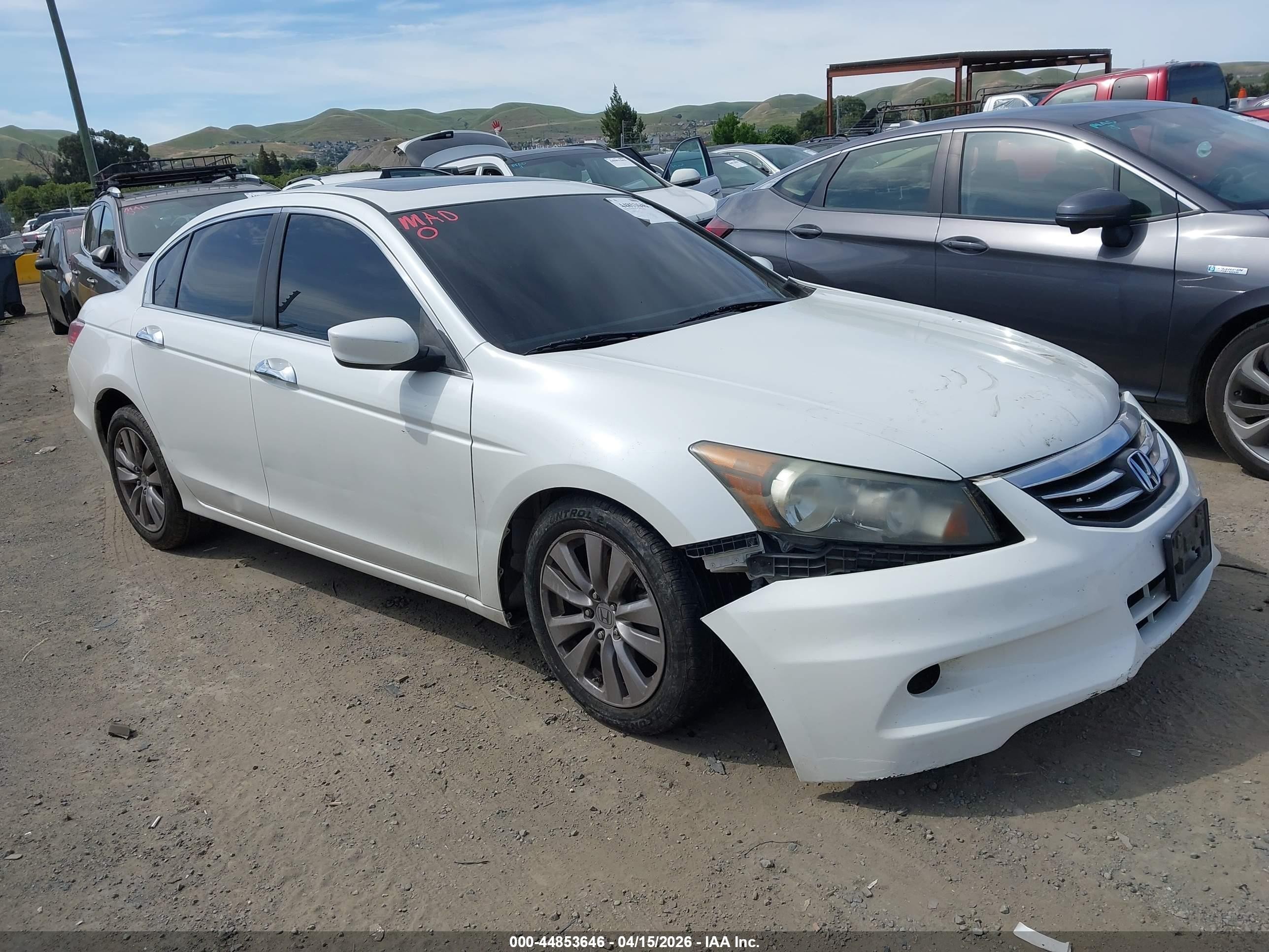 2012 Honda Accord 3.5 Ex-l Белый vin: 1HGCP3F87CA040759