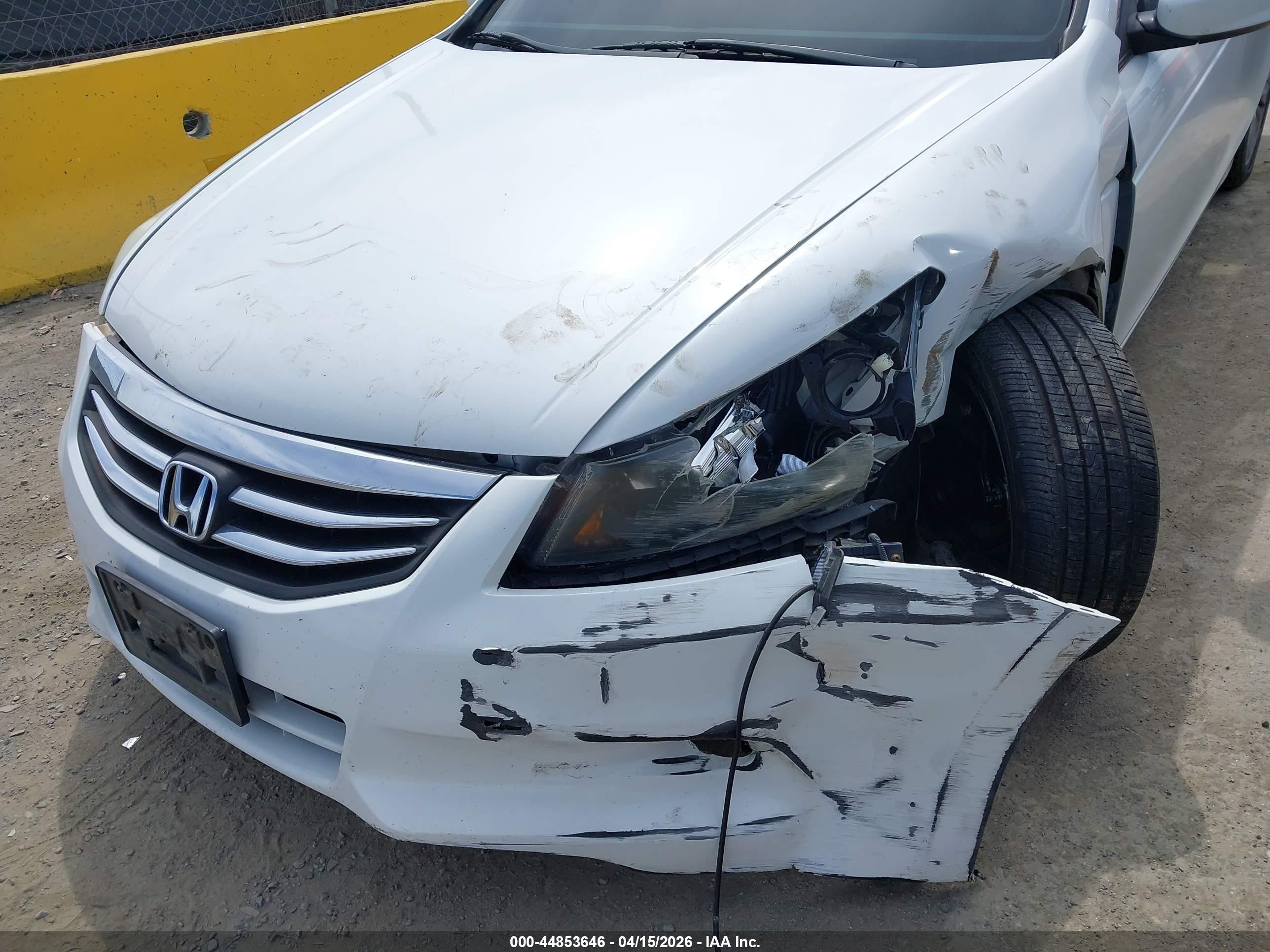 2012 Honda Accord 3.5 Ex-l White vin: 1HGCP3F87CA040759