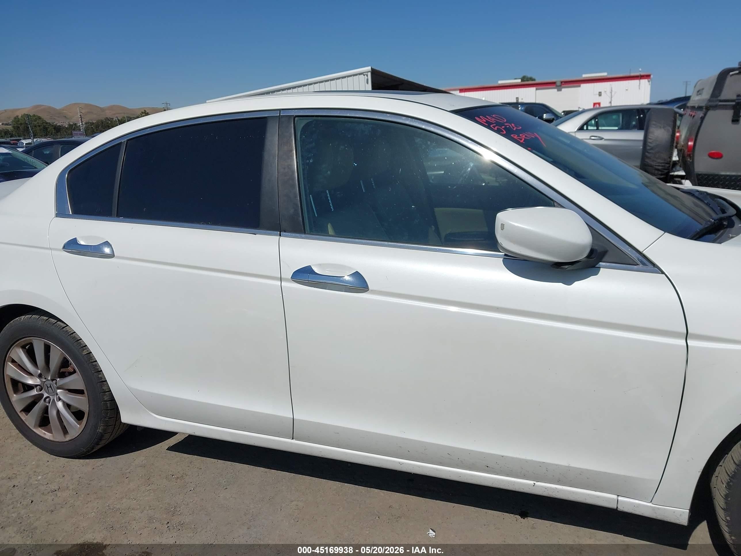 2012 Honda Accord 3.5 Ex-l Белый vin: 1HGCP3F87CA041295