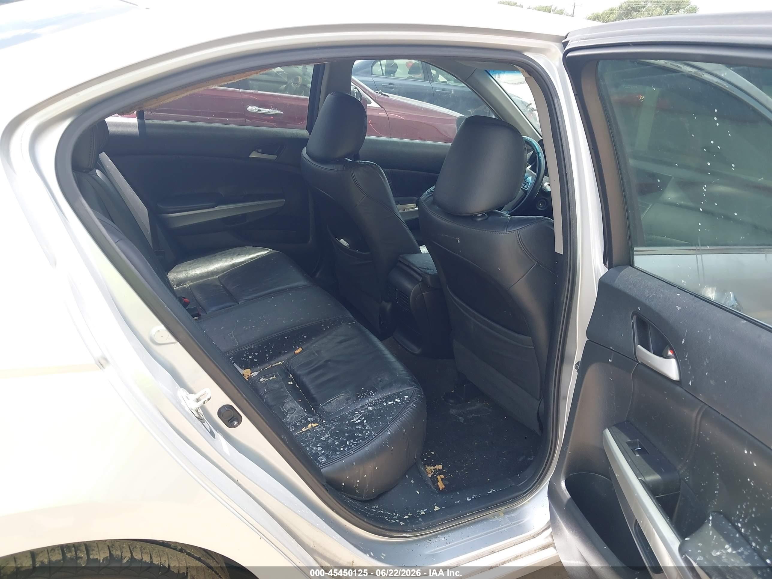 2010 Honda Accord 3.5 Ex-l Silver vin: 1HGCP3F88AA010022